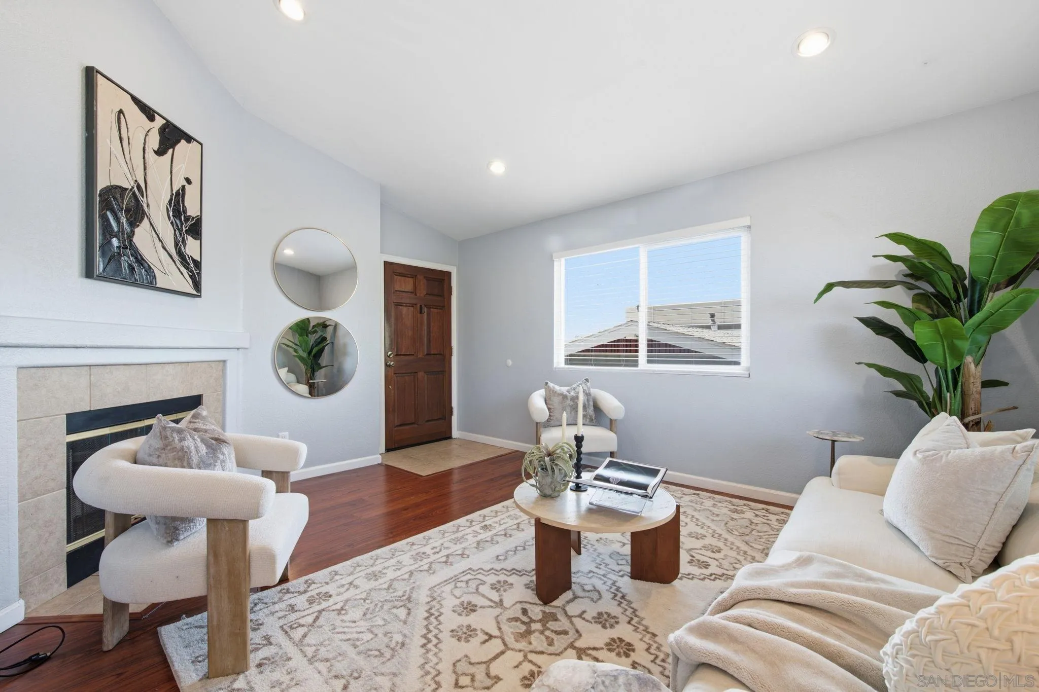https://cdn.realtyfeed.com/cdn/127/260016252/dc92e839f11a98d4c0a2ed0af53c91f2.webp