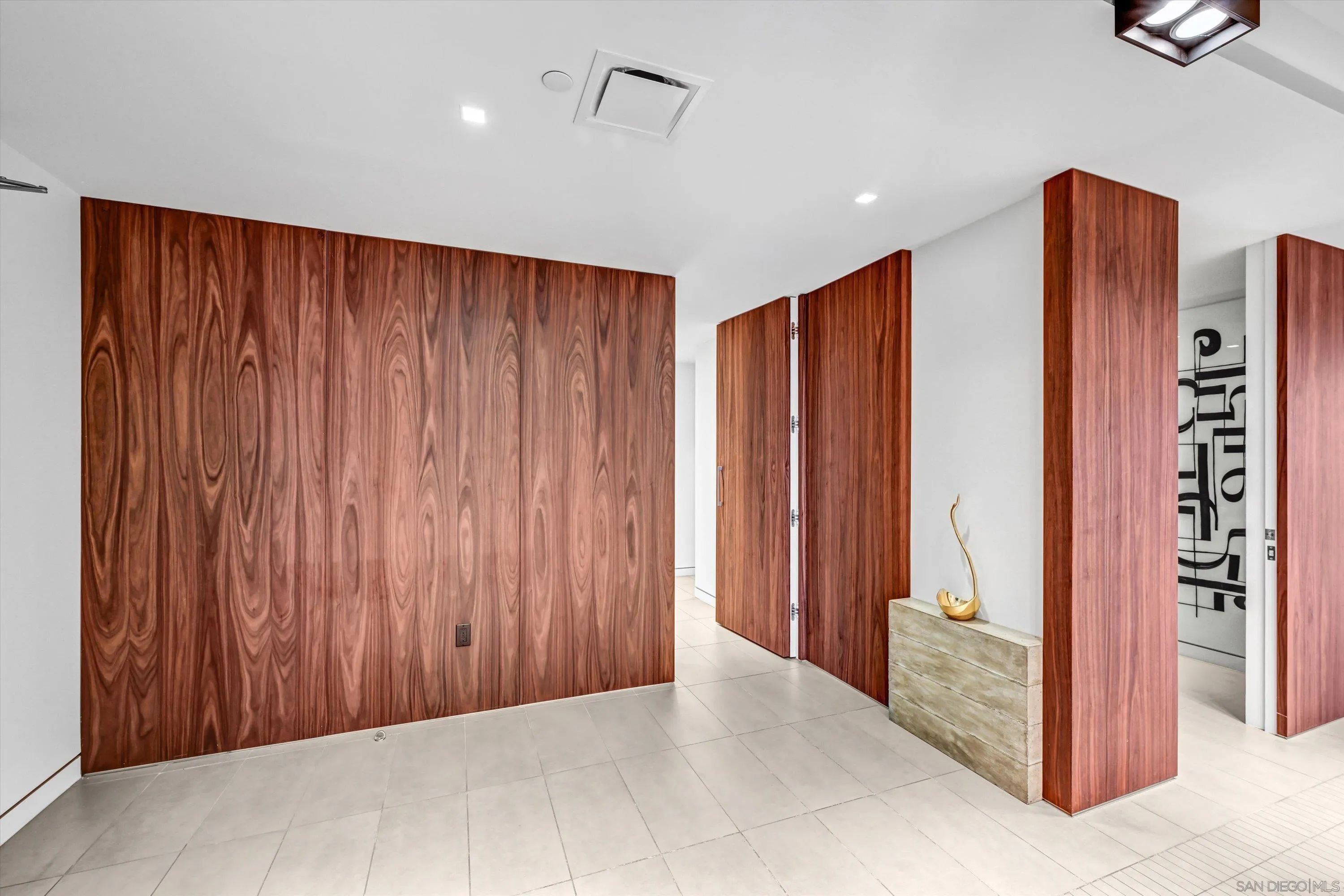 Photo #14: 260016255 Listing: Photo #14