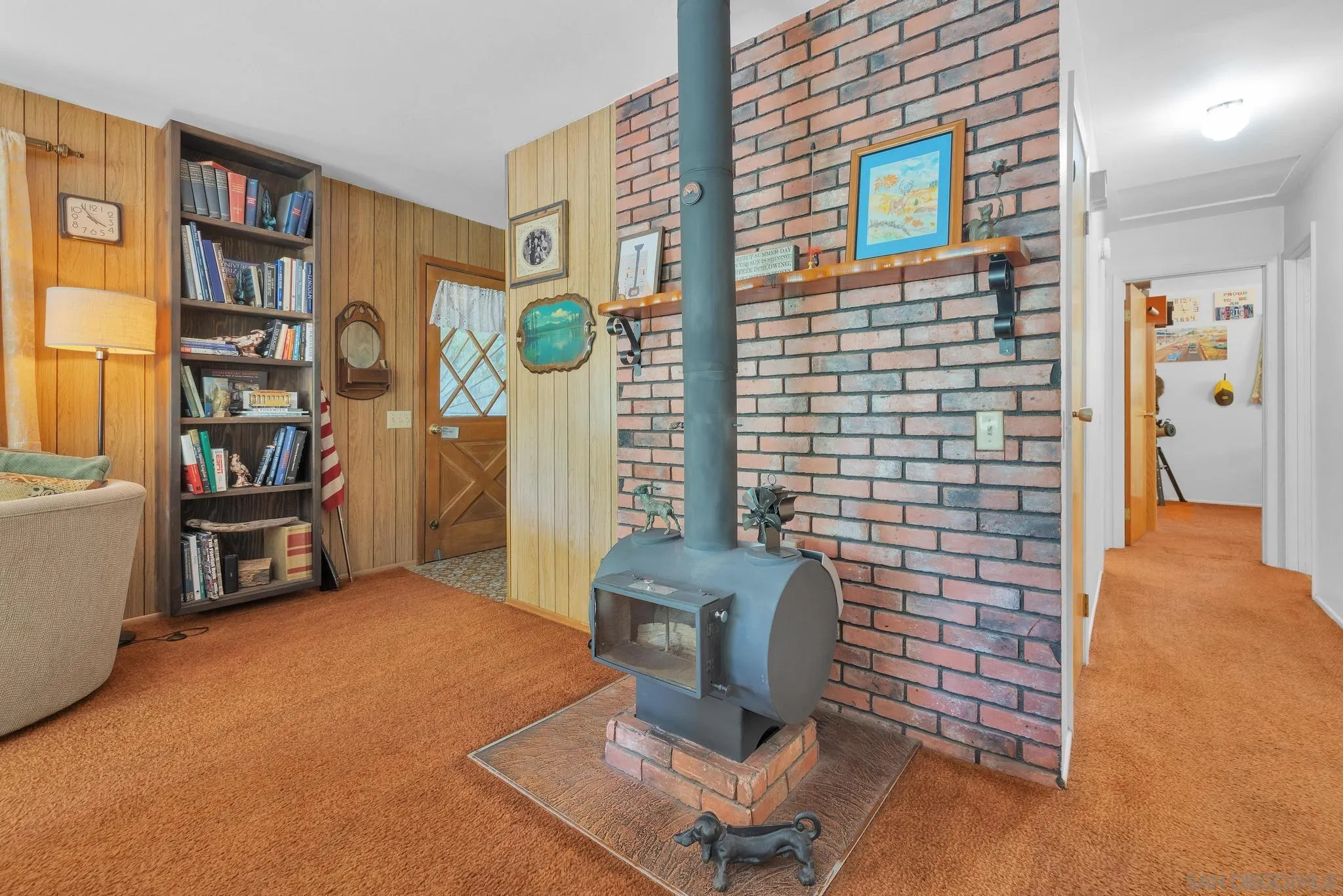 https://cdn.realtyfeed.com/cdn/127/260016261/02252a7c90dcc84b1c37afea0f567b99.webp