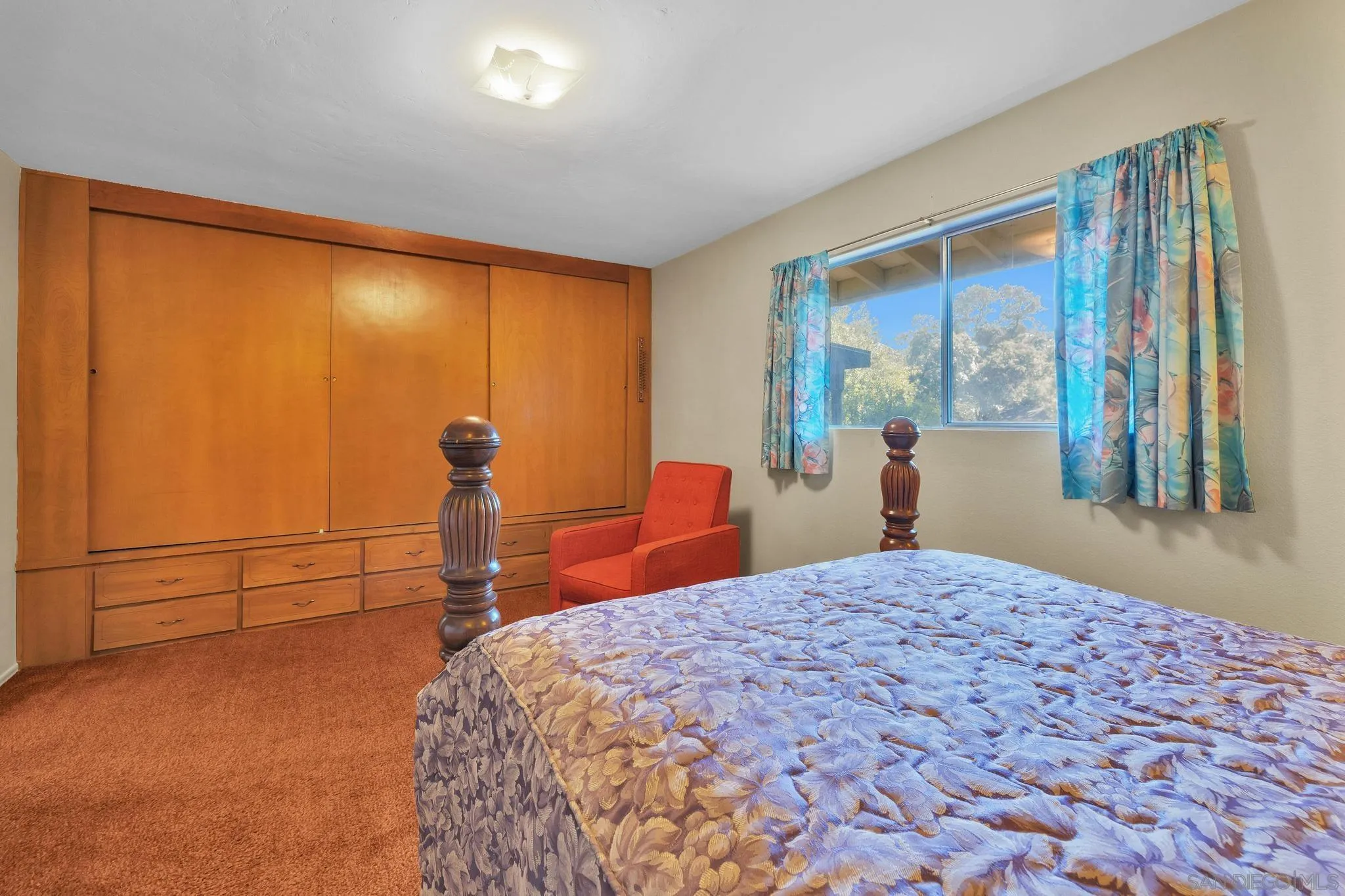 https://cdn.realtyfeed.com/cdn/127/260016261/6b078849103b34423a93883b50aba1cf.webp