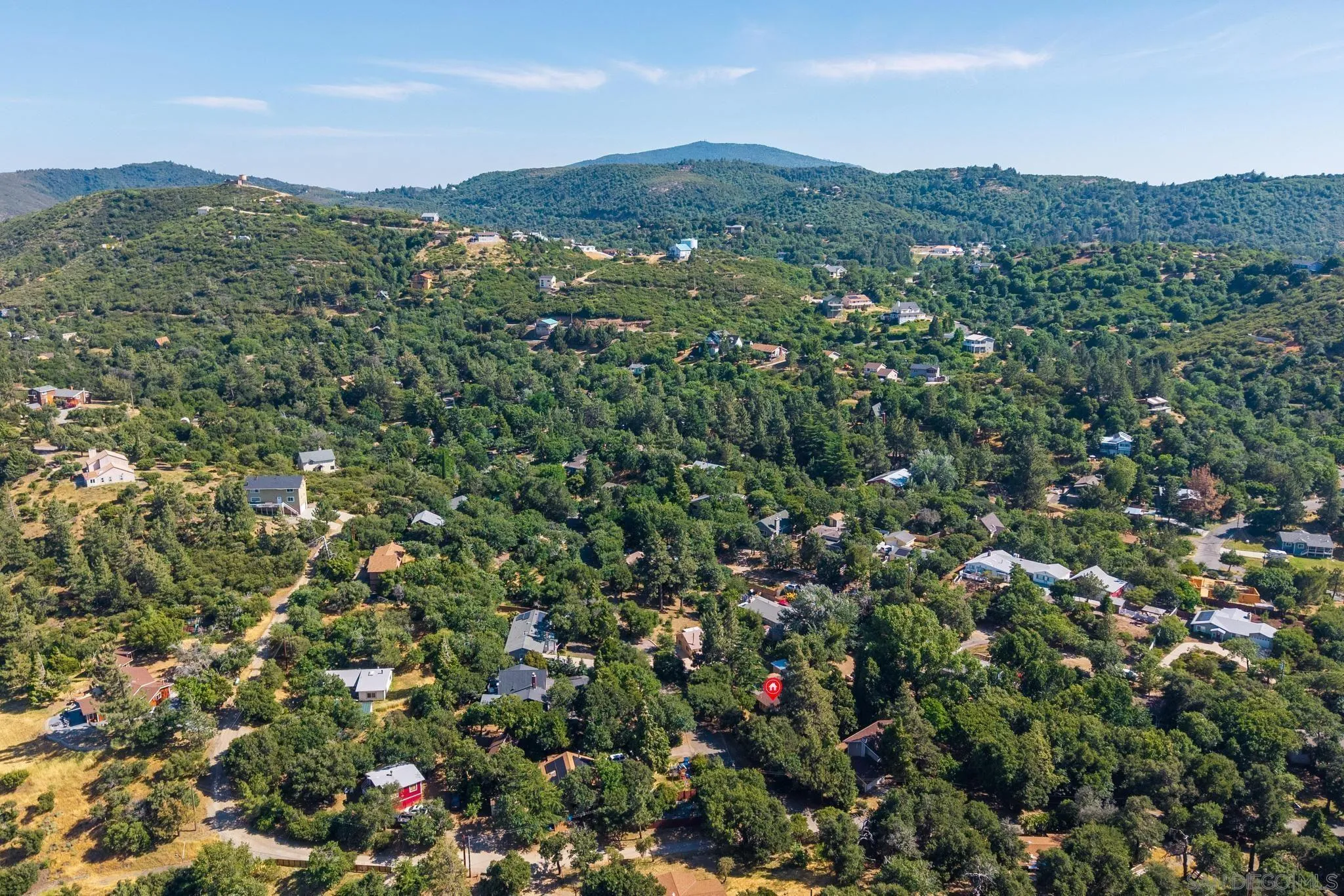 https://cdn.realtyfeed.com/cdn/127/260016261/6bd140606dddcad16dd3e1c0daf803ed.webp