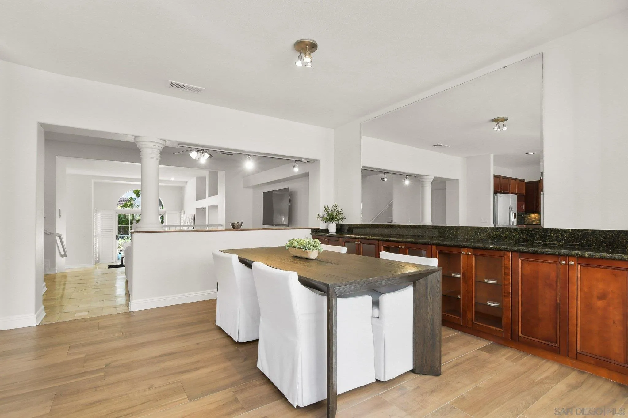 Photo #14: 260016269 Listing: Photo #14