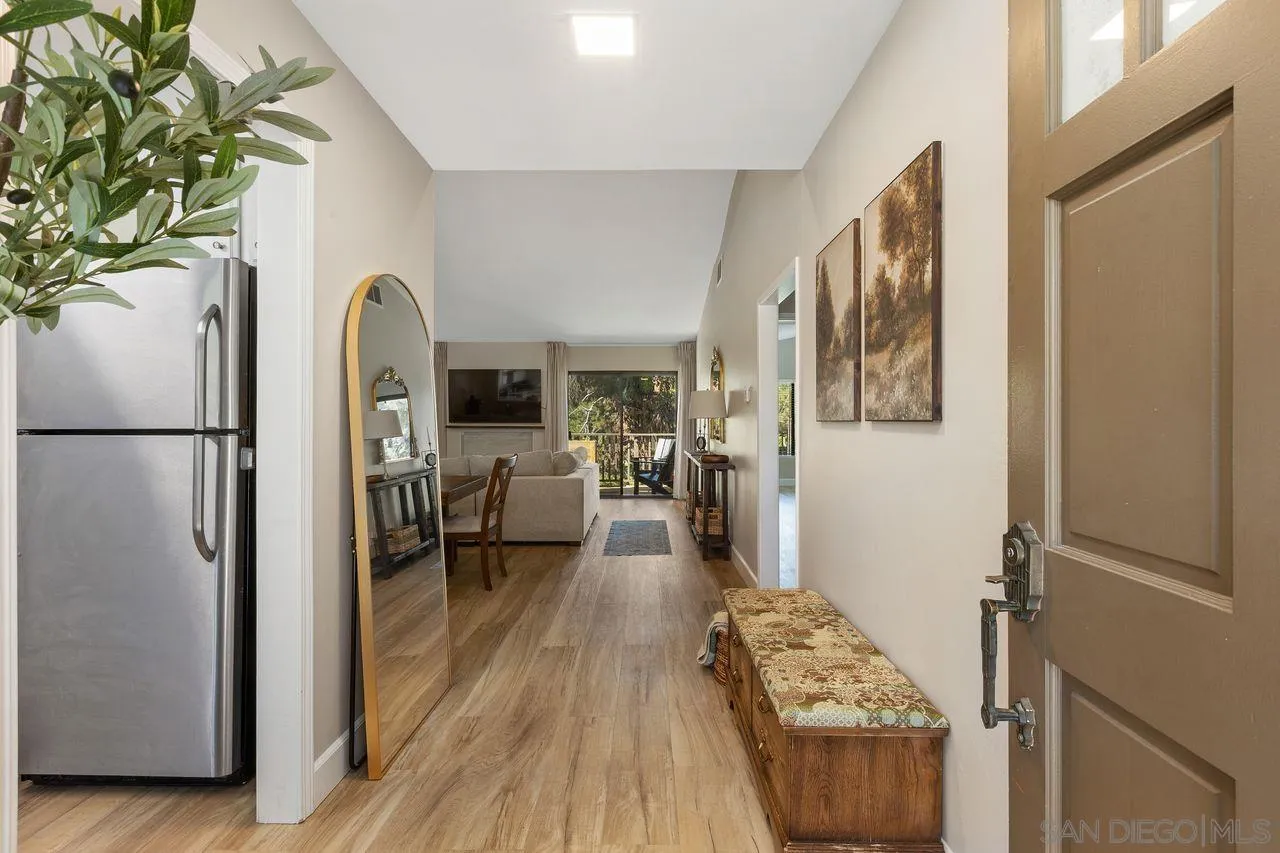 Photo #6: 260016276 Listing: Photo #6