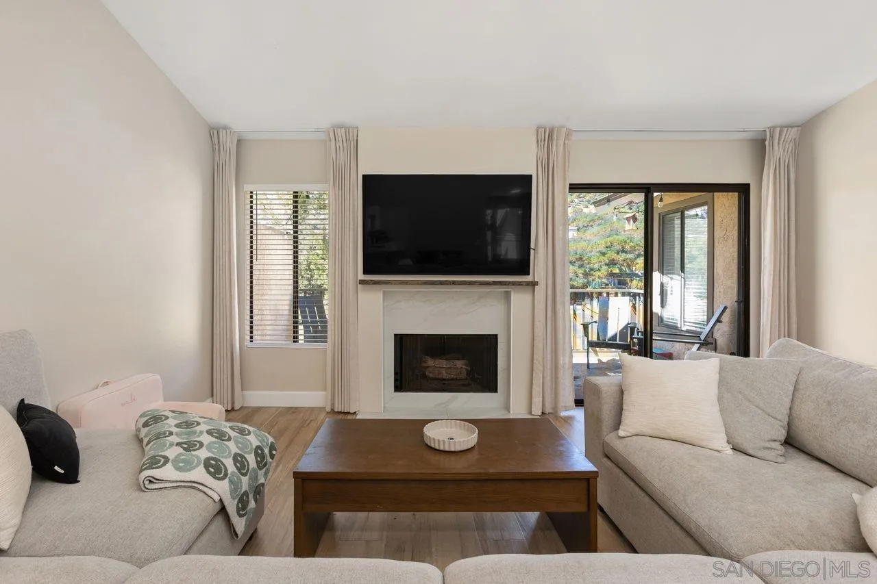 Photo #14: 260016276 Listing: Photo #14