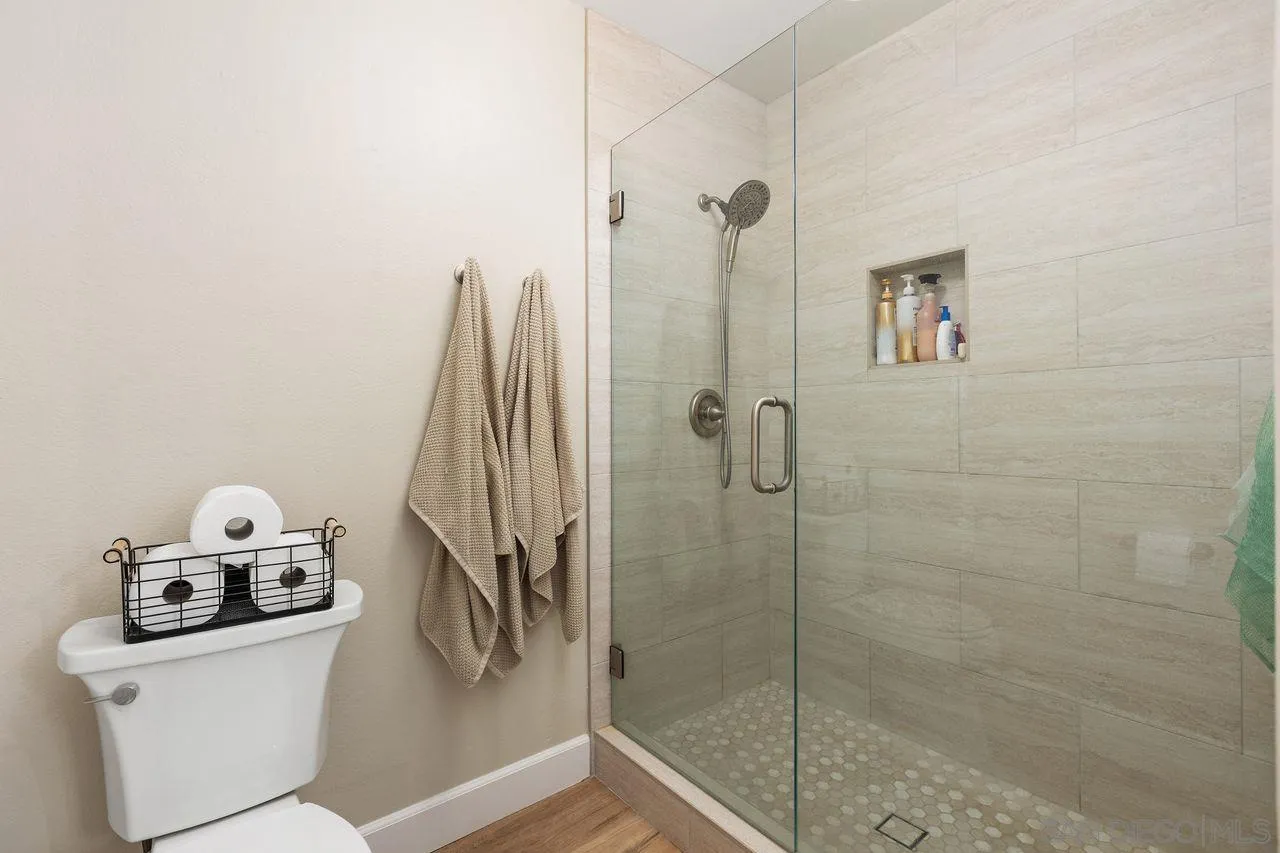 Photo #31: 260016276 Listing: Photo #31