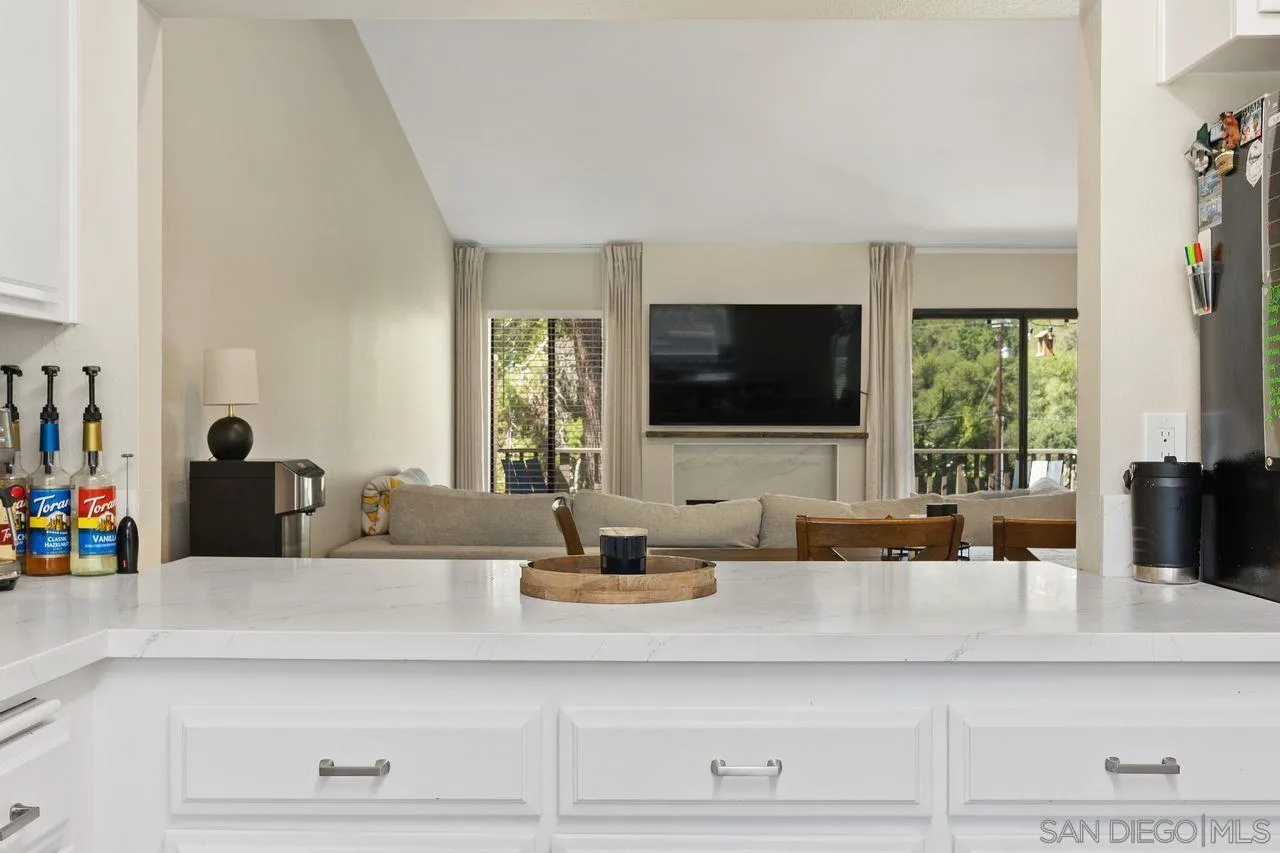 Photo #22: 260016276 Listing: Photo #22
