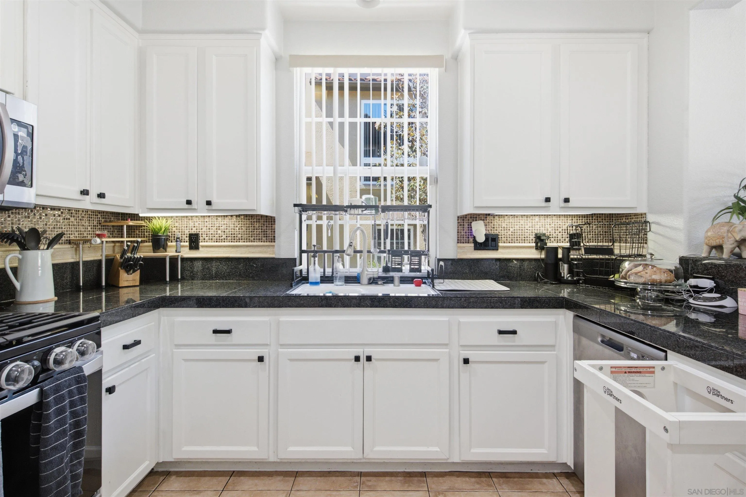 Photo #6: 260016284 Listing: Photo #6