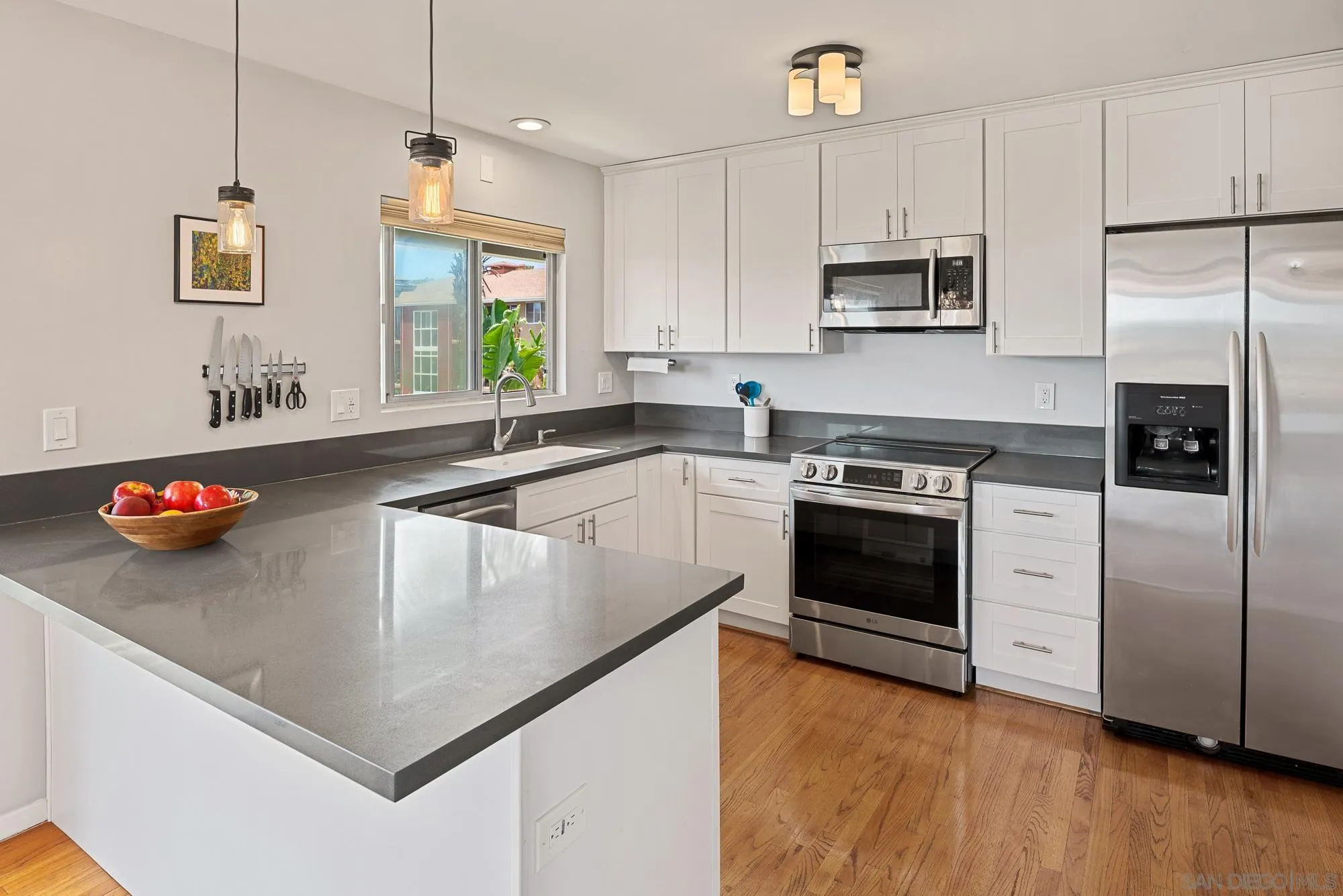 Photo #17: 260016297 Listing: Photo #17