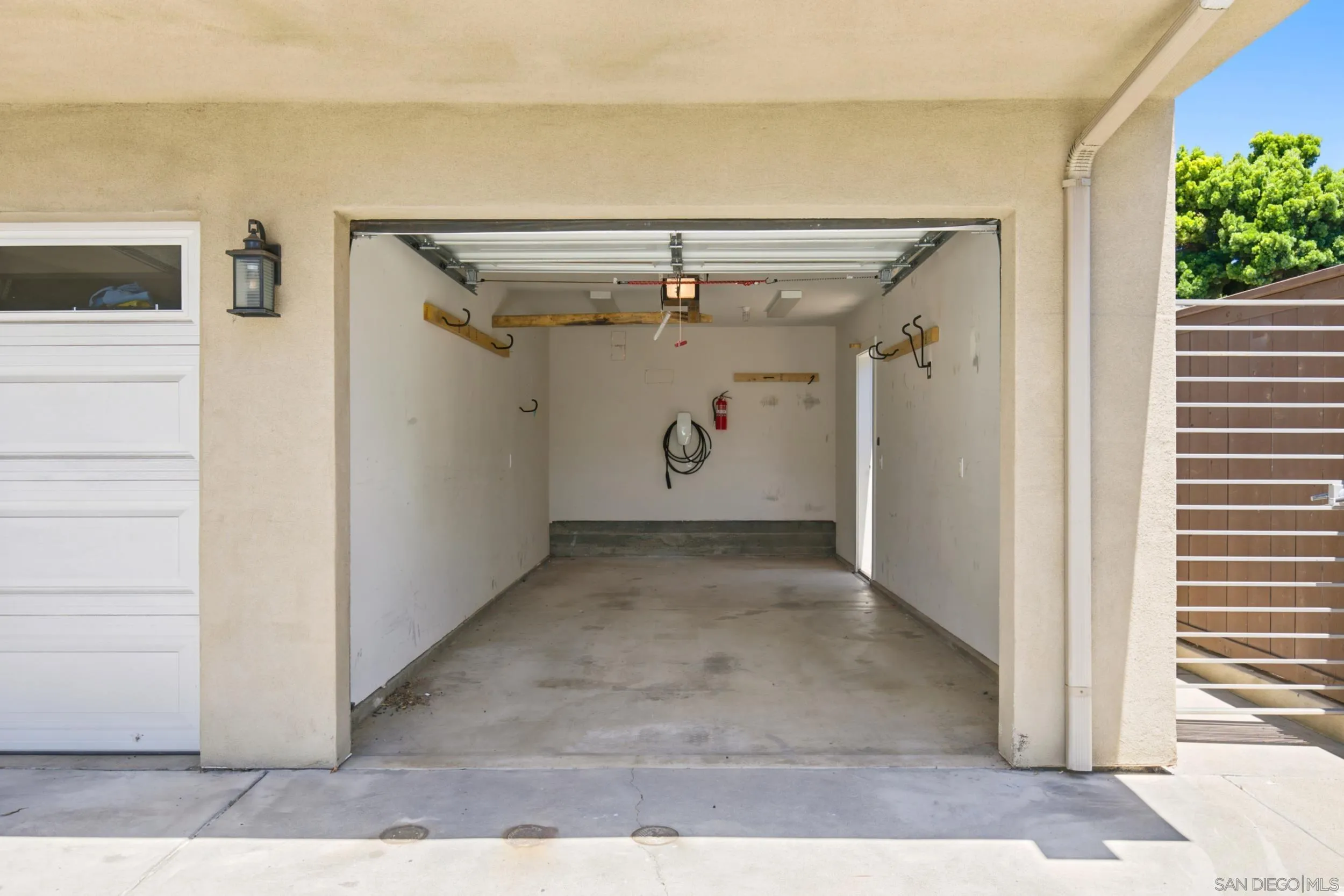 Photo #8: 260016298 Listing: Photo #8