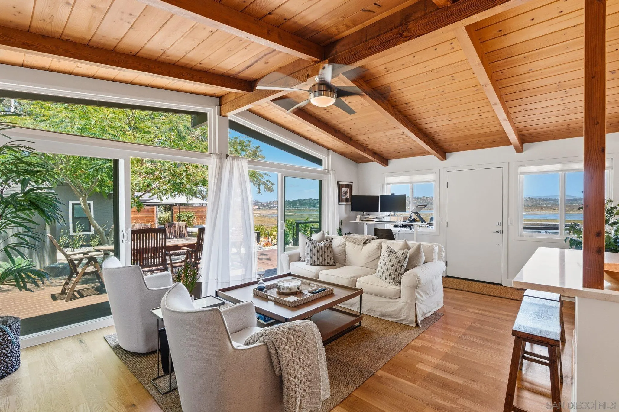 https://cdn.realtyfeed.com/cdn/127/260016299/14b5fe98f665629b88cea8c688e46fb5.webp