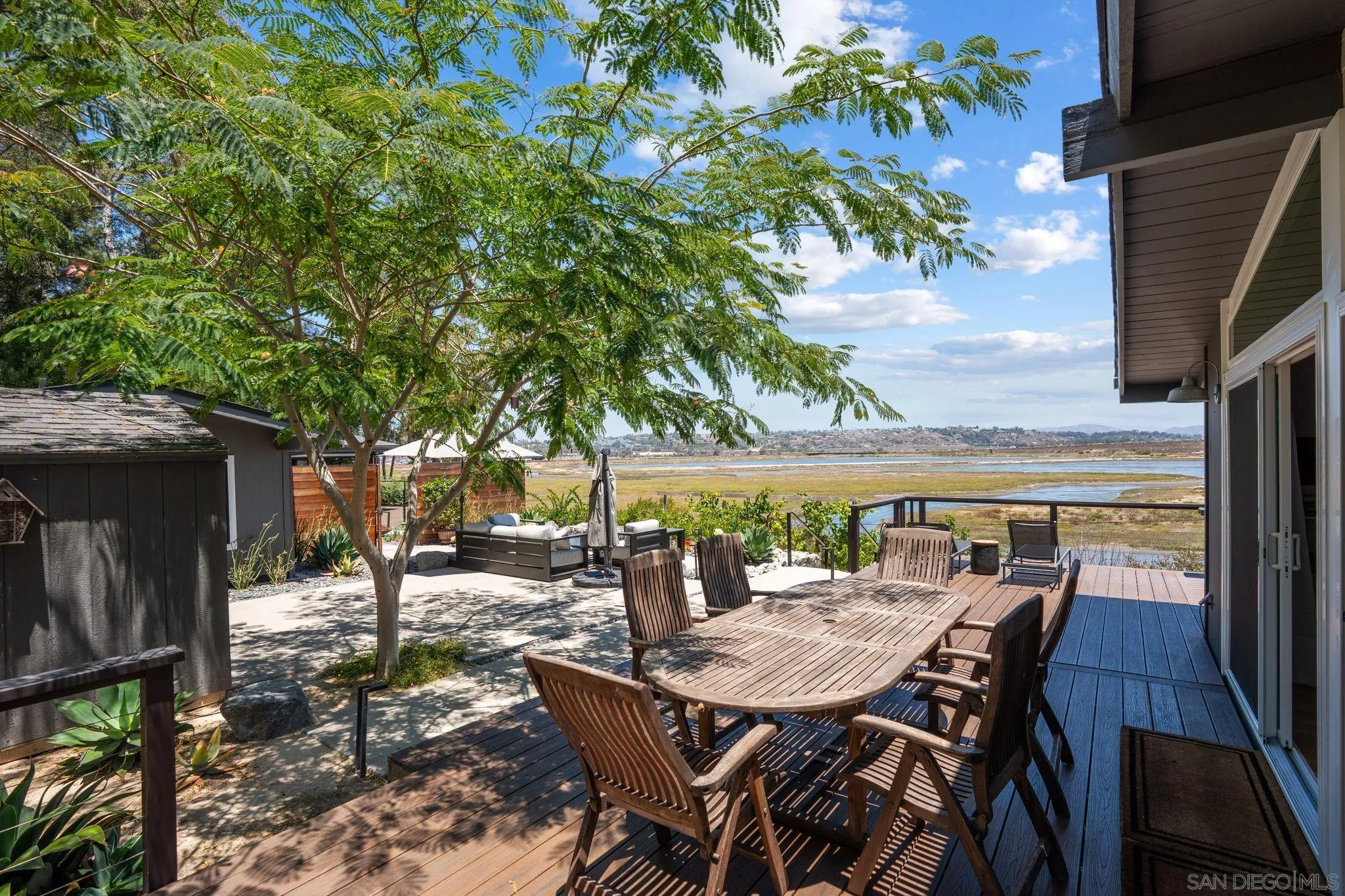 https://cdn.realtyfeed.com/cdn/127/260016299/753aeb9a55e62ddc585bb14dd41de898.webp