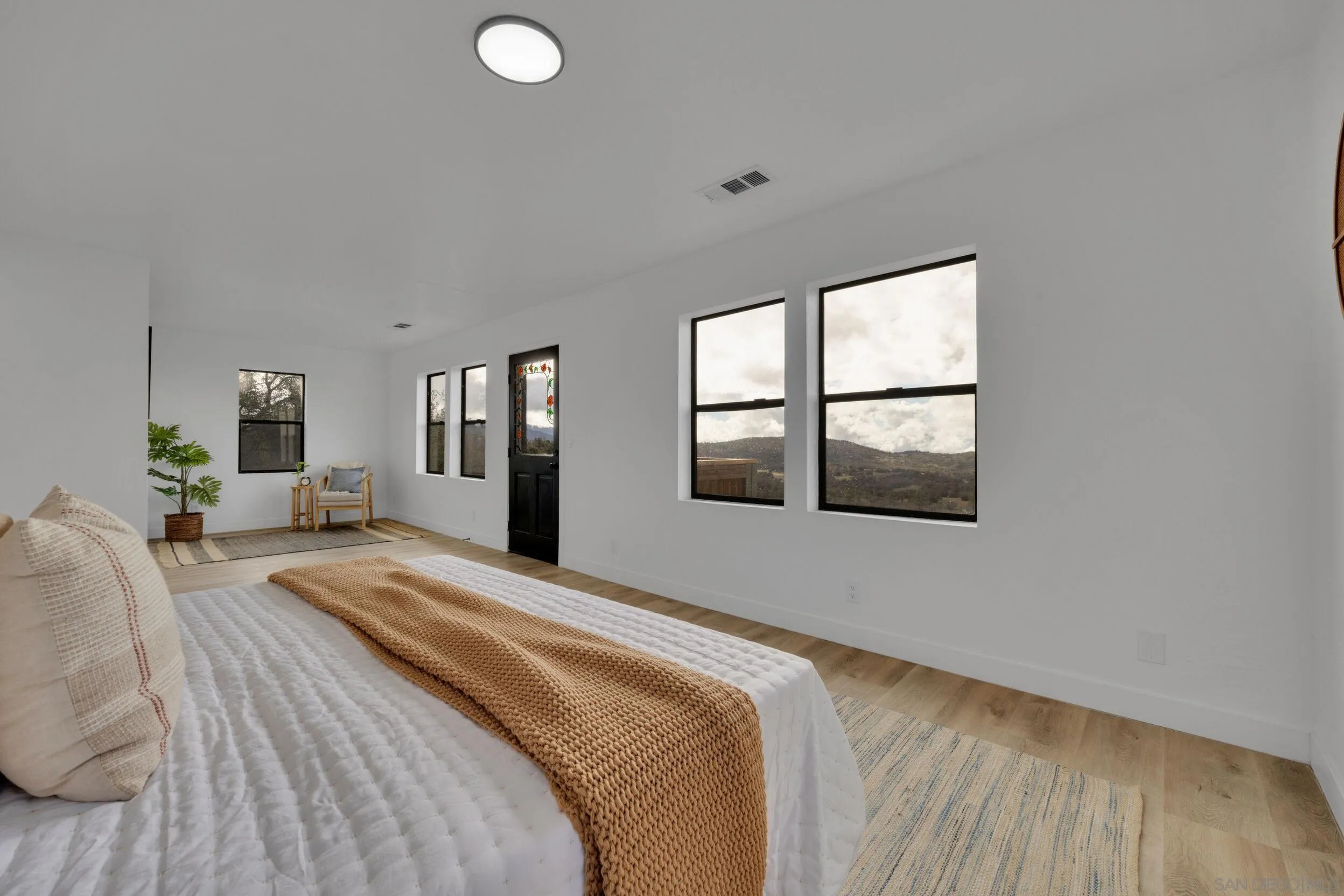 https://cdn.realtyfeed.com/cdn/127/2600163/69c462866bff59da6c8cf3dc9971d26d.webp