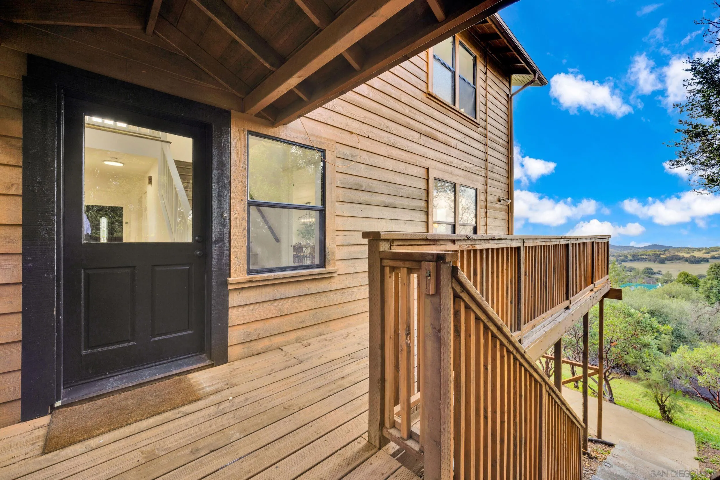 https://cdn.realtyfeed.com/cdn/127/2600163/6f50177937f0f632f94ea66cc0f46d42.webp