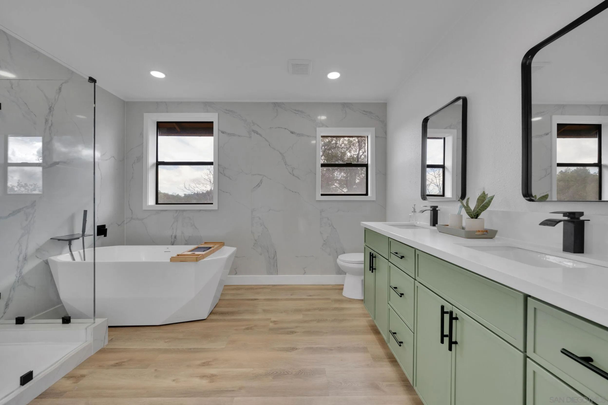 https://cdn.realtyfeed.com/cdn/127/2600163/73421fa0cd72d02c67374b8773159105.webp