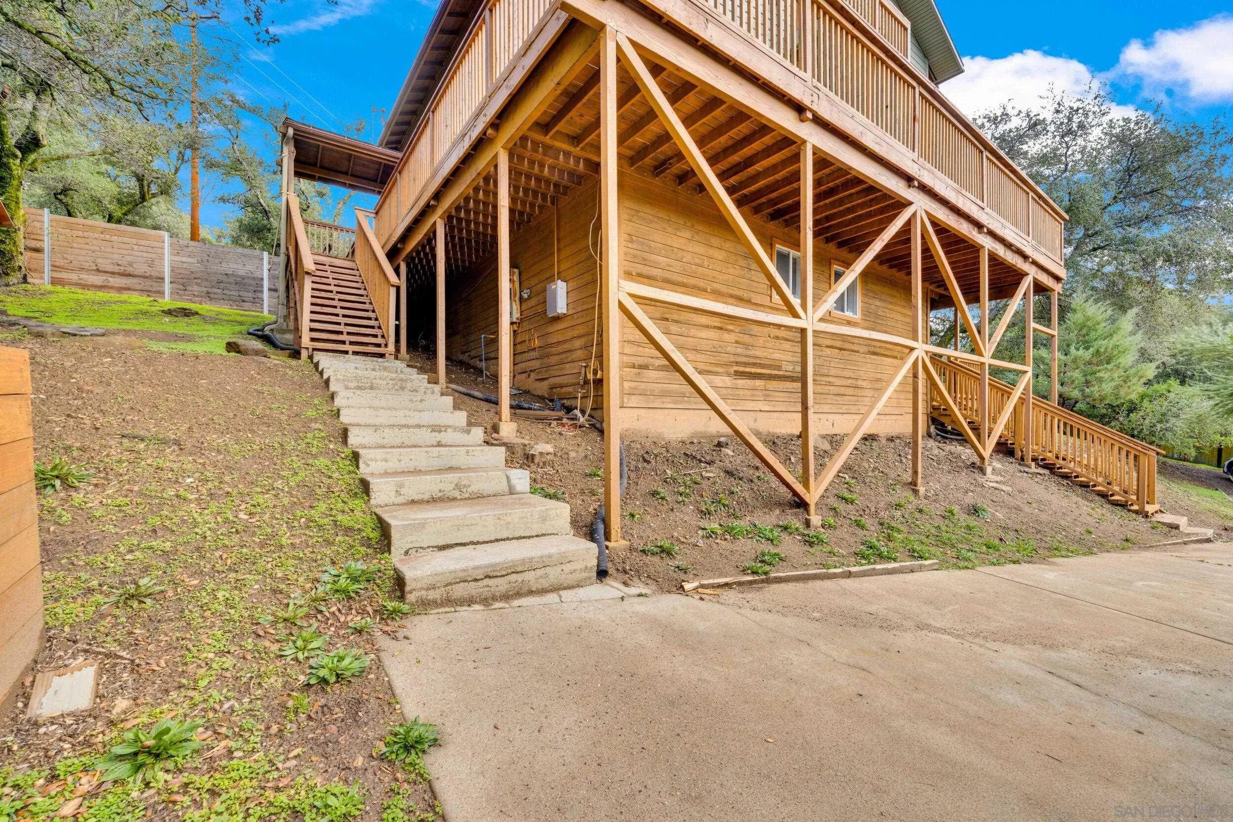 https://cdn.realtyfeed.com/cdn/127/2600163/b8d317fd184adb61a9e7eff7e567e175.webp