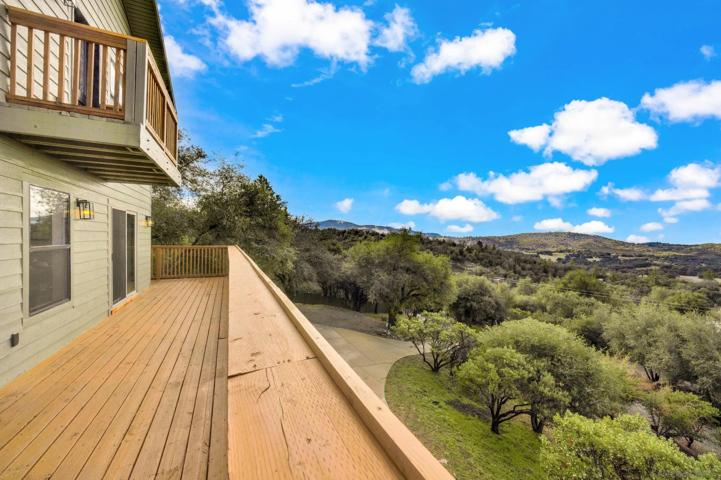https://cdn.realtyfeed.com/cdn/127/2600163/c0e878af441128375c0e5a9316caed07.webp