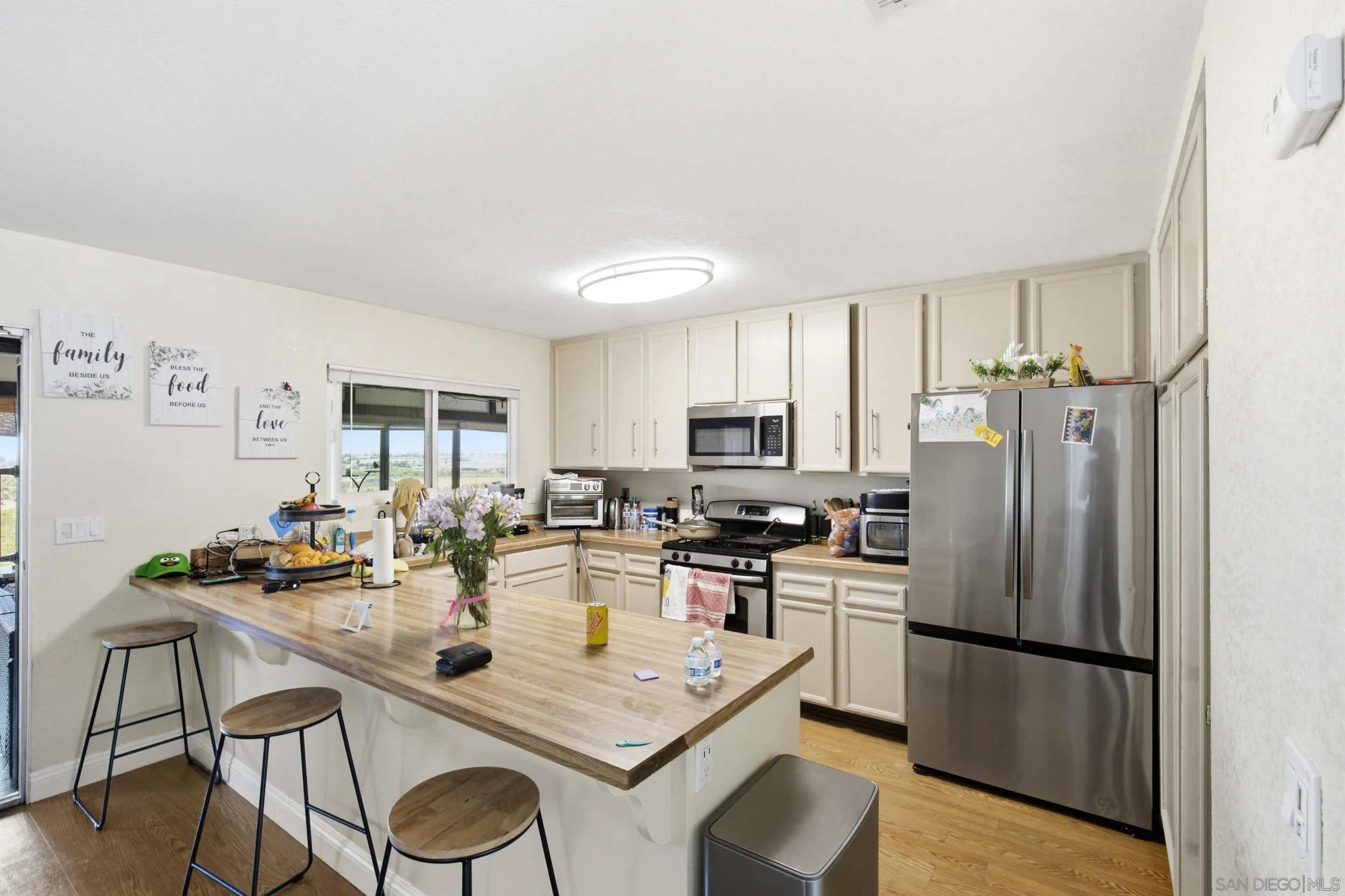 https://cdn.realtyfeed.com/cdn/127/260016301/6bd3490b013ce910f3a6b6525336018b.webp