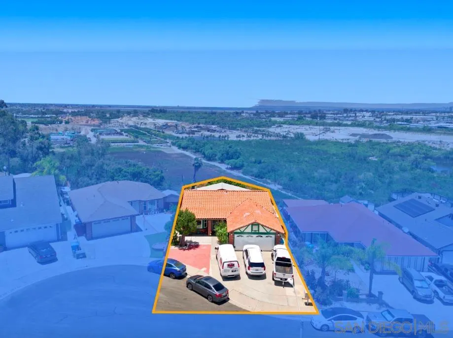 https://cdn.realtyfeed.com/cdn/127/260016301/ade945ec3828c8140de9cf18121e091a.webp