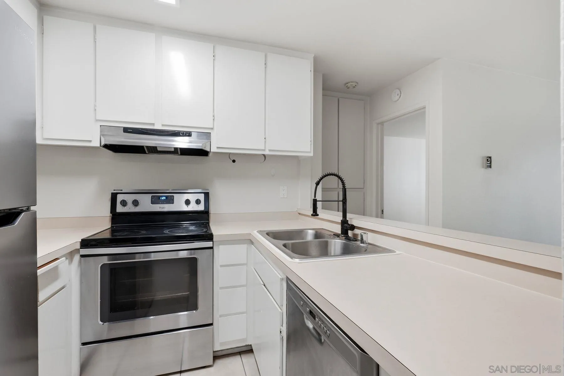 Photo #7: 260016303 Listing: Photo #7