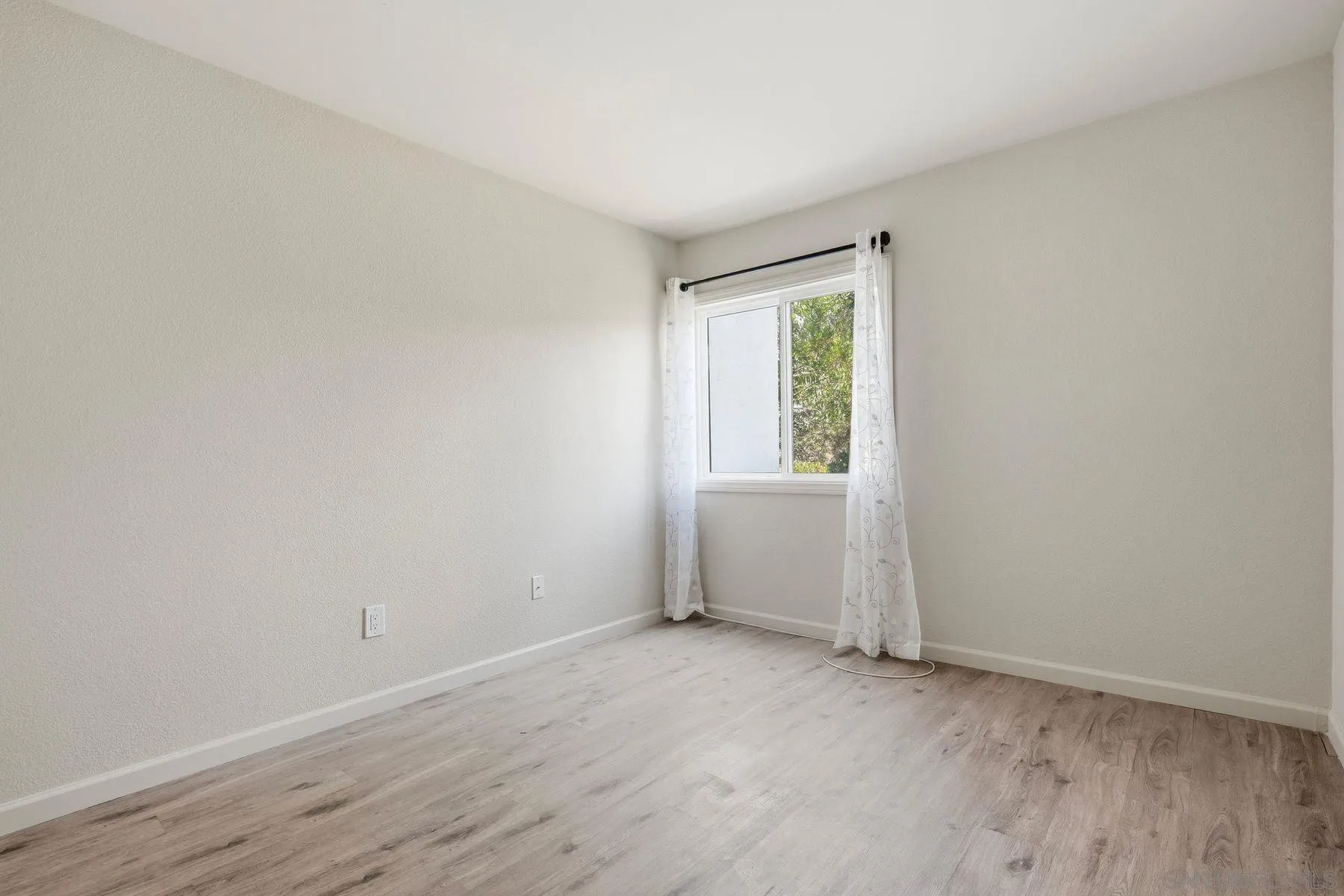 Photo #15: 260016303 Listing: Photo #15