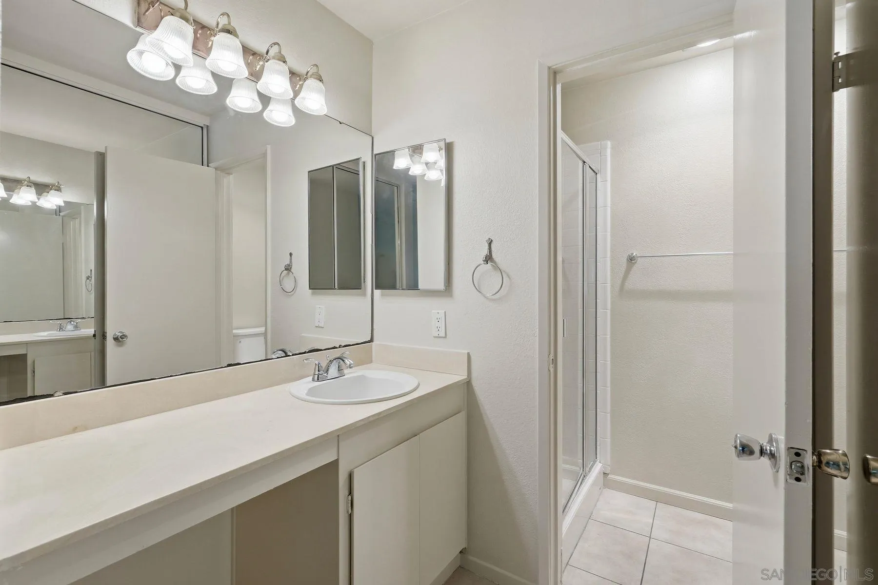 Photo #13: 260016303 Listing: Photo #13