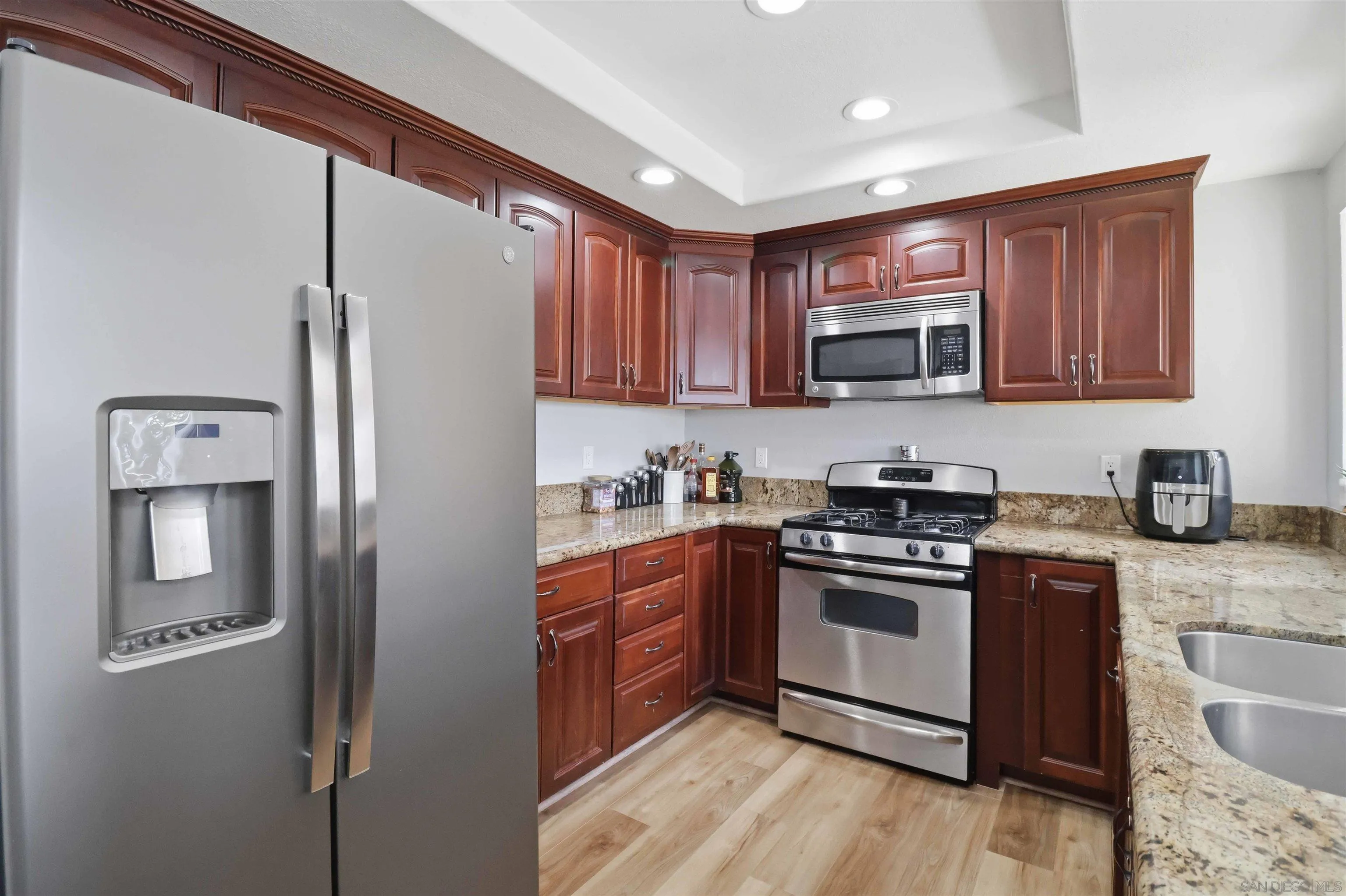 Photo #9: 260016305 Listing: Photo #9