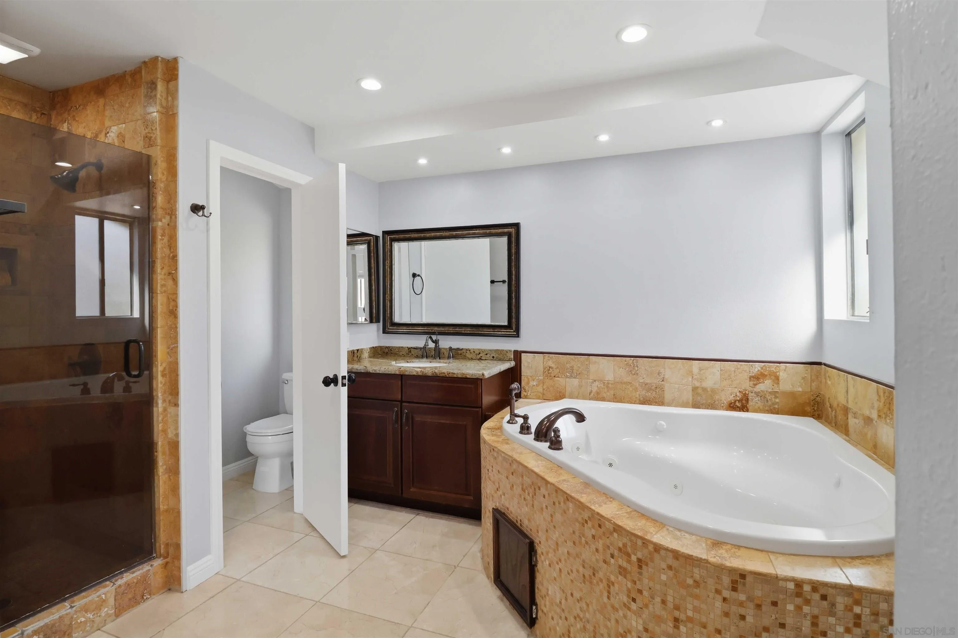 Photo #15: 260016305 Listing: Photo #15