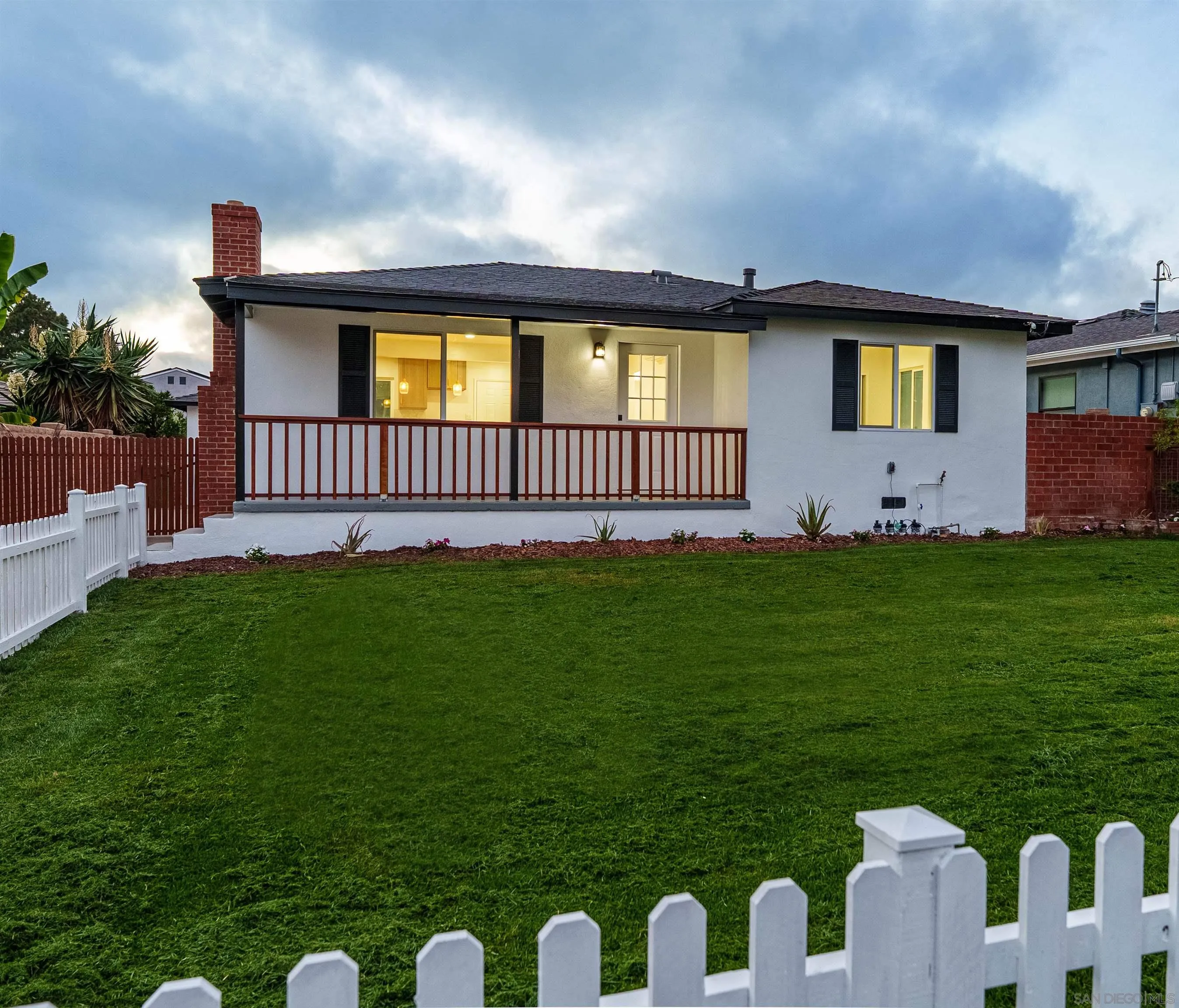 https://cdn.realtyfeed.com/cdn/127/260016313/18514fd121e96255034b89d909e507ba.webp