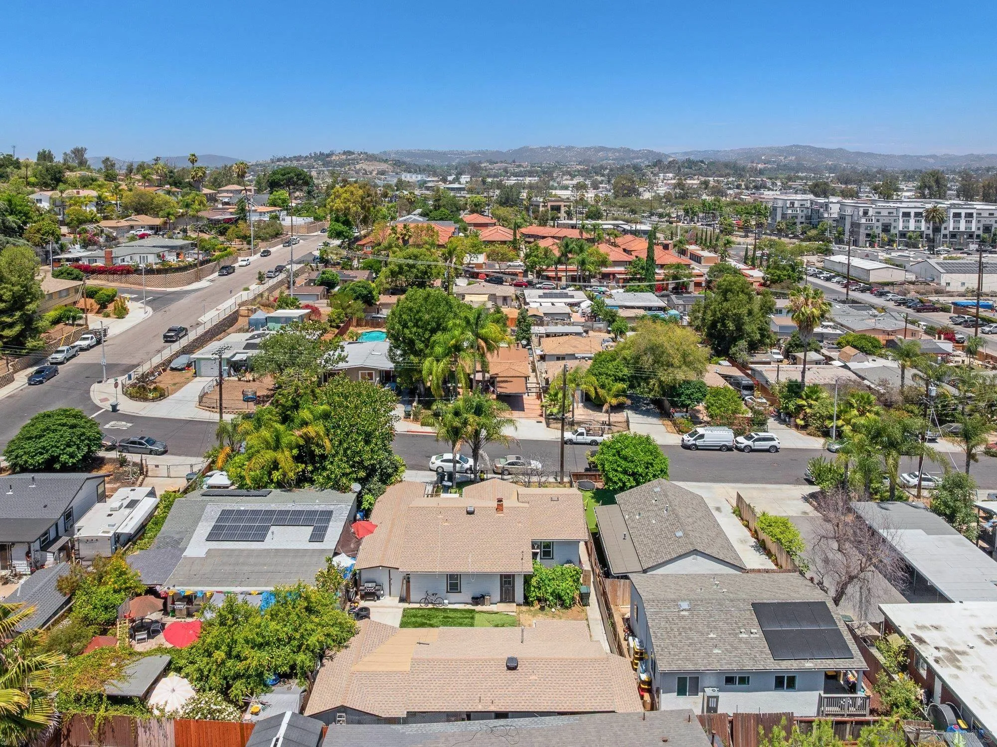https://cdn.realtyfeed.com/cdn/127/260016315/078fd3b9909681fa5a98e3c98afd2f31.webp