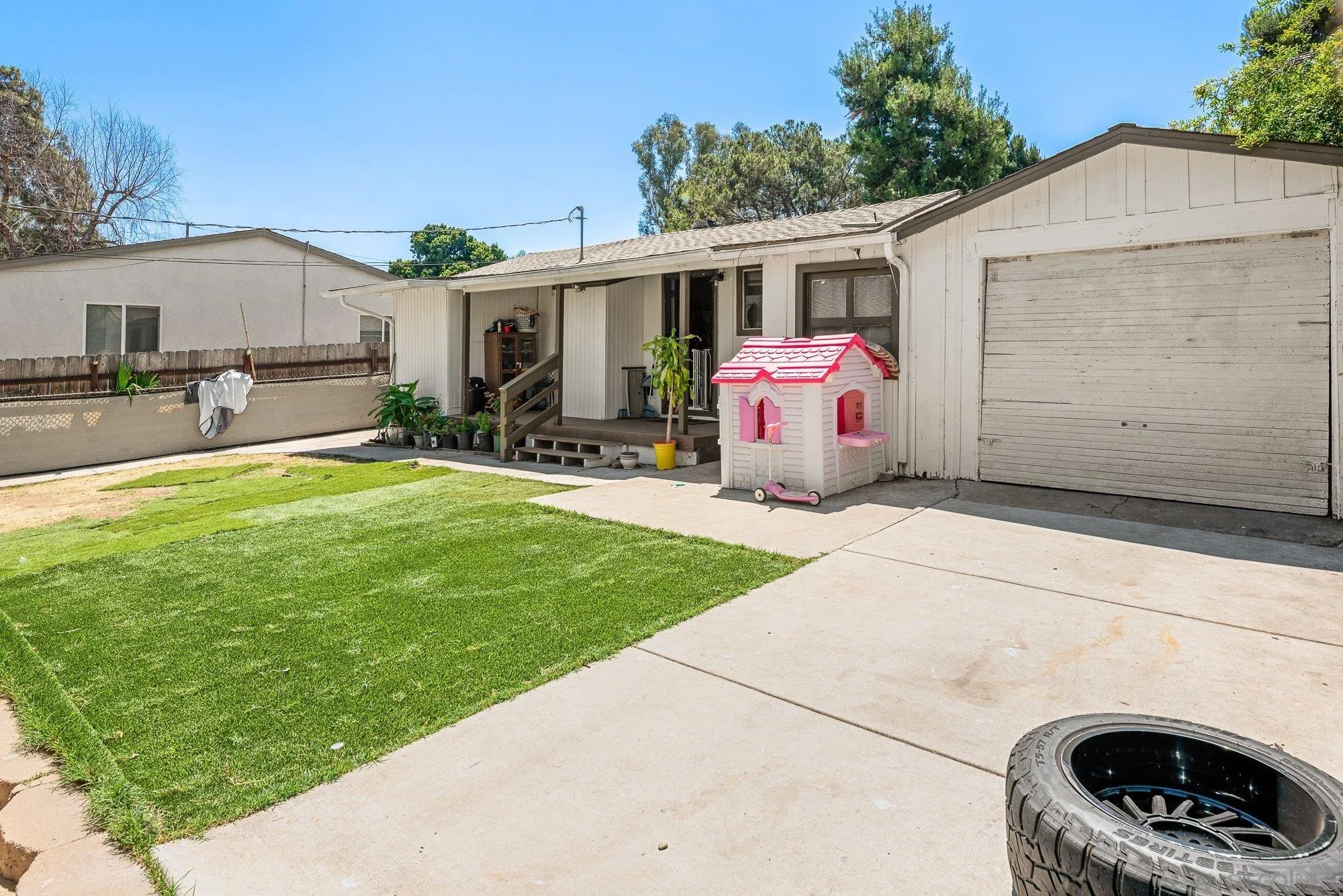 https://cdn.realtyfeed.com/cdn/127/260016315/2ee21394a20ecd566e8643c2365cba24.webp