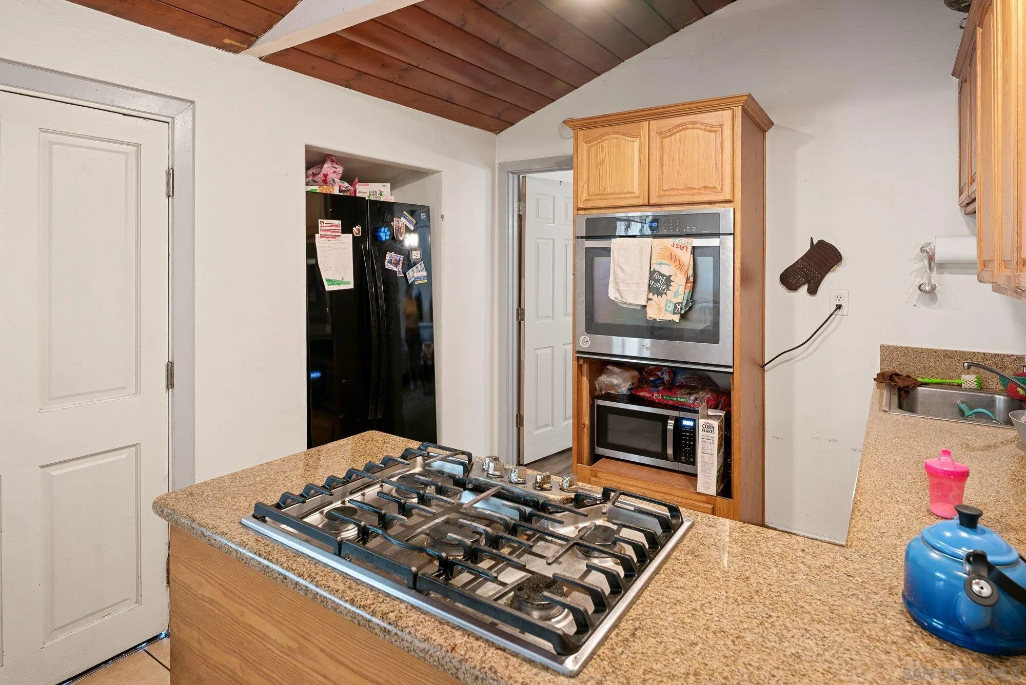 https://cdn.realtyfeed.com/cdn/127/260016315/40b0f794fe43612ba3afe903b0b7e2a9.webp