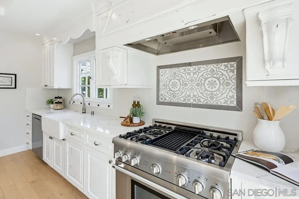 https://cdn.realtyfeed.com/cdn/127/260016321/13004862b4df7ef8a0c69076469493ea.webp