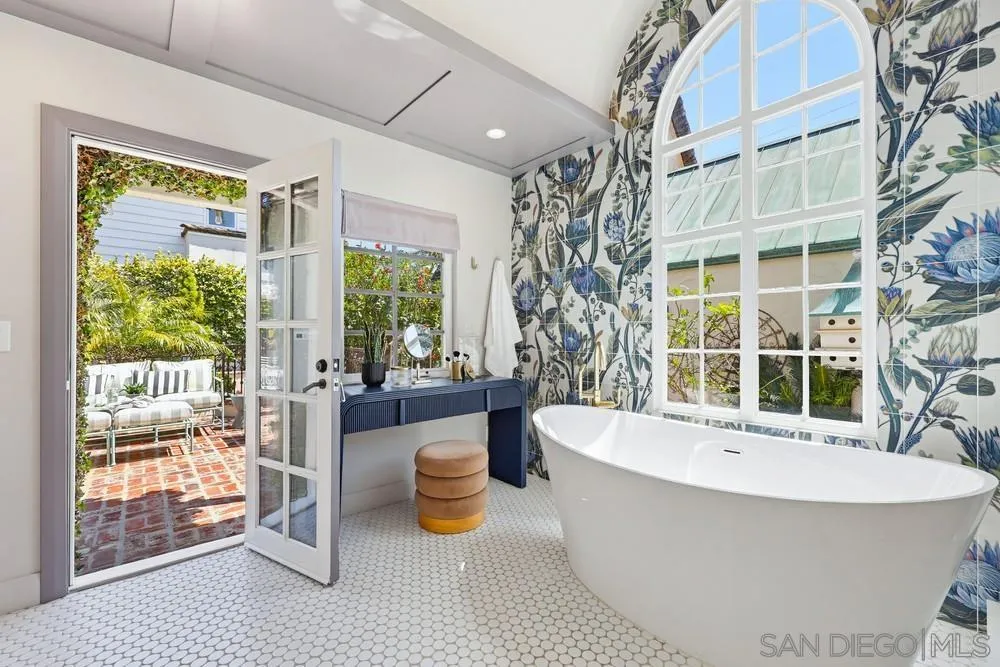 https://cdn.realtyfeed.com/cdn/127/260016321/bf11ac47c3ef3f66b547558d6303c212.webp