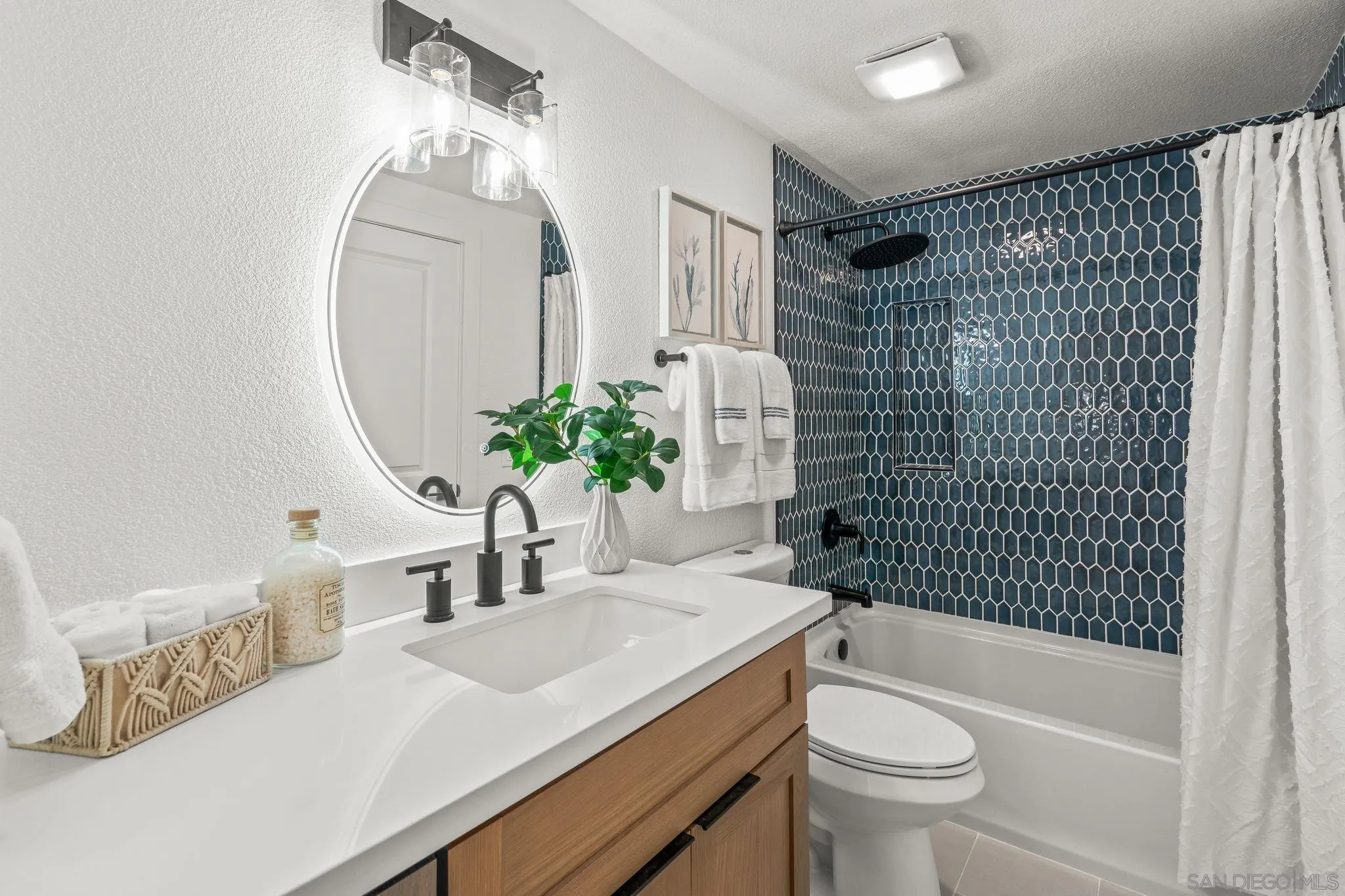 Photo #24: 260016324 Listing: Photo #24