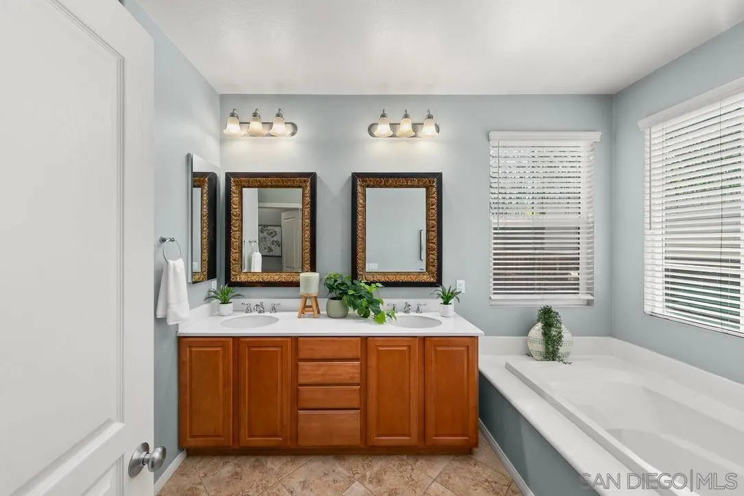 https://cdn.realtyfeed.com/cdn/127/260016330/020d3eae47b06af5f776acfe6827bce7.webp