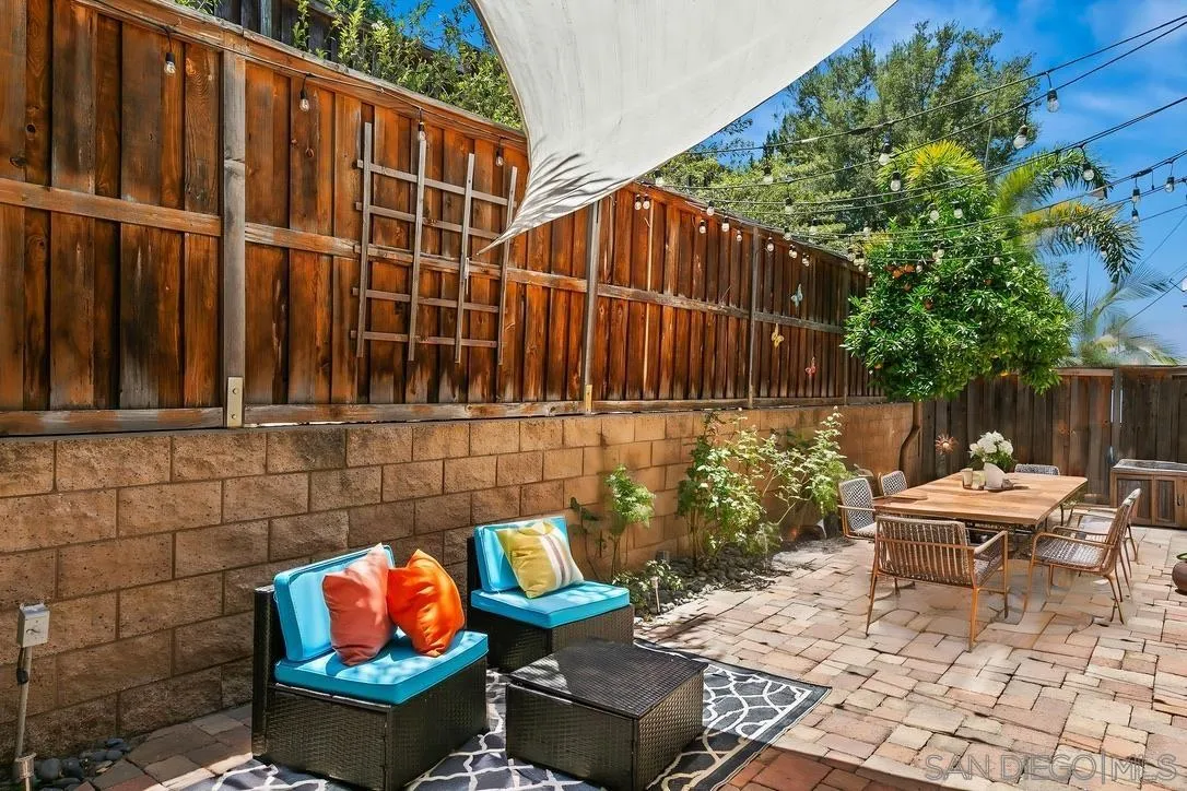https://cdn.realtyfeed.com/cdn/127/260016330/0cf33d9f30ea992a62b9298936908599.webp