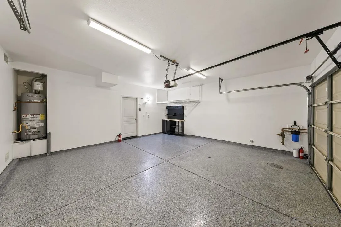 https://cdn.realtyfeed.com/cdn/127/260016330/ace12c015b458fe571bafc2f6140108f.webp