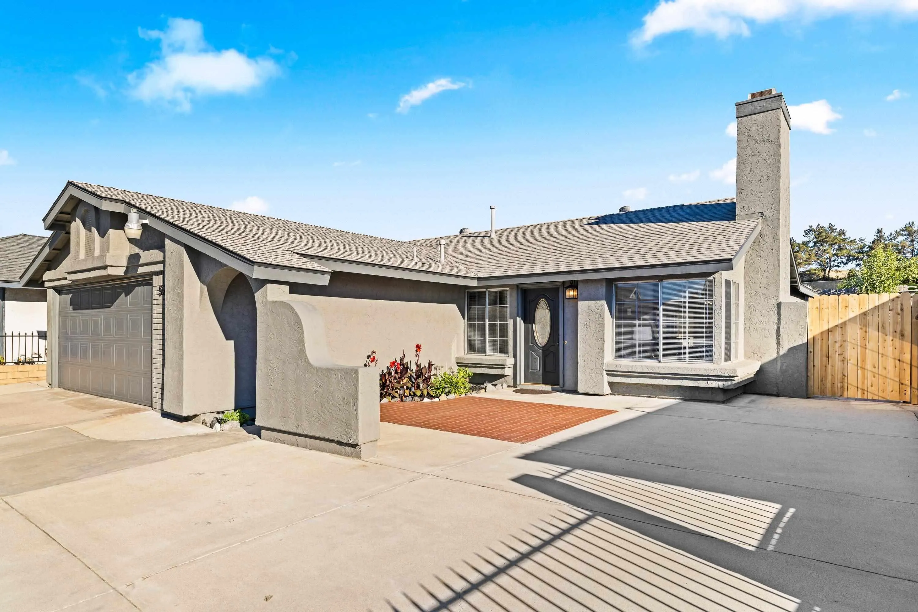 https://cdn.realtyfeed.com/cdn/127/260016335/0390fd7e2ff806925d340e628e03d7a4.webp