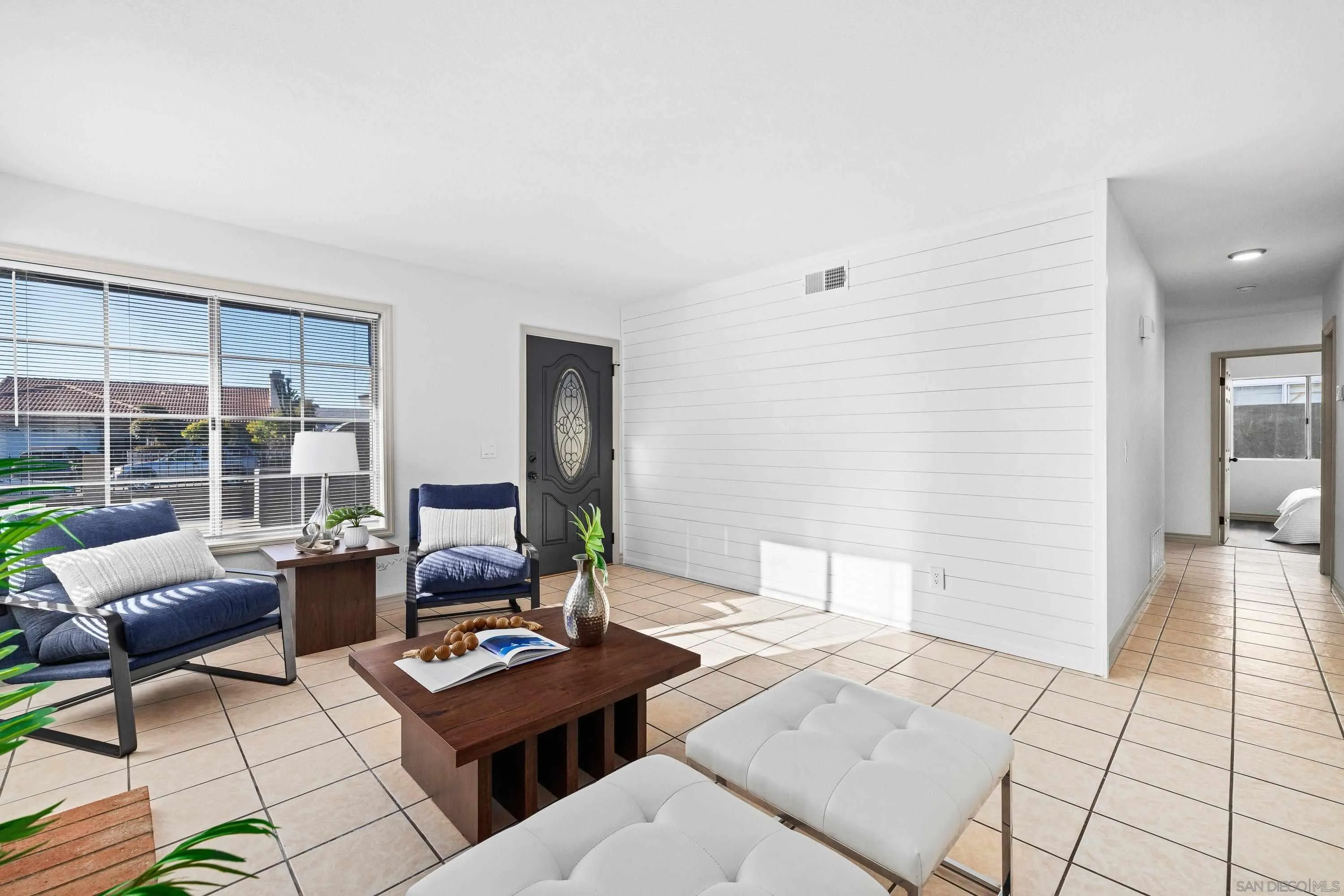 https://cdn.realtyfeed.com/cdn/127/260016335/a788912c7e41755481ff44b2a7e23913.webp