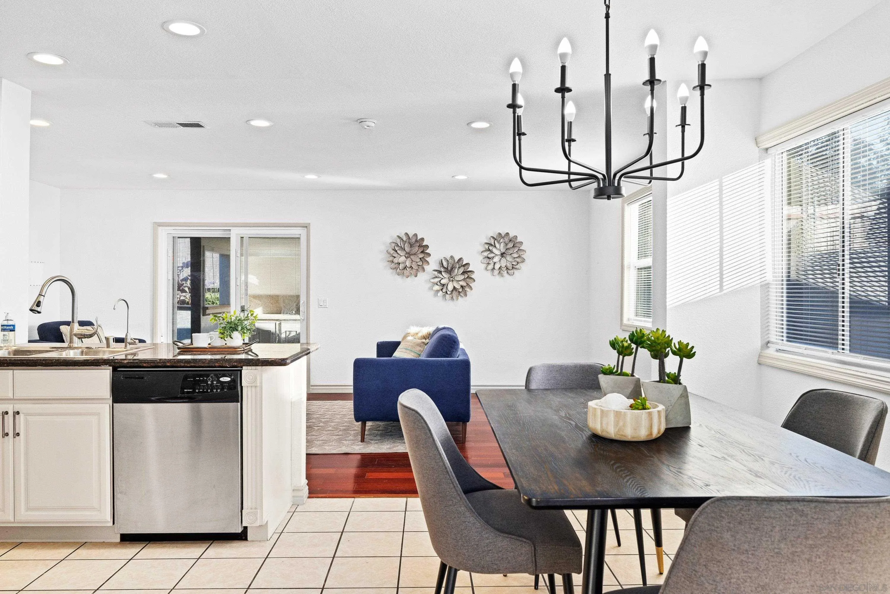 https://cdn.realtyfeed.com/cdn/127/260016335/bb501b1ef9f7ec7f2743cb8a84a17953.webp