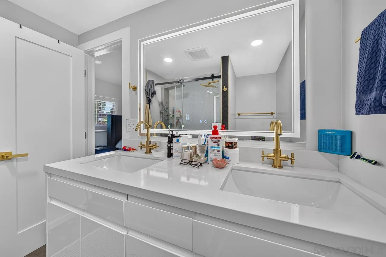 https://cdn.realtyfeed.com/cdn/127/260016336/5ea56515fa4944a91c63249e99eb0094.webp