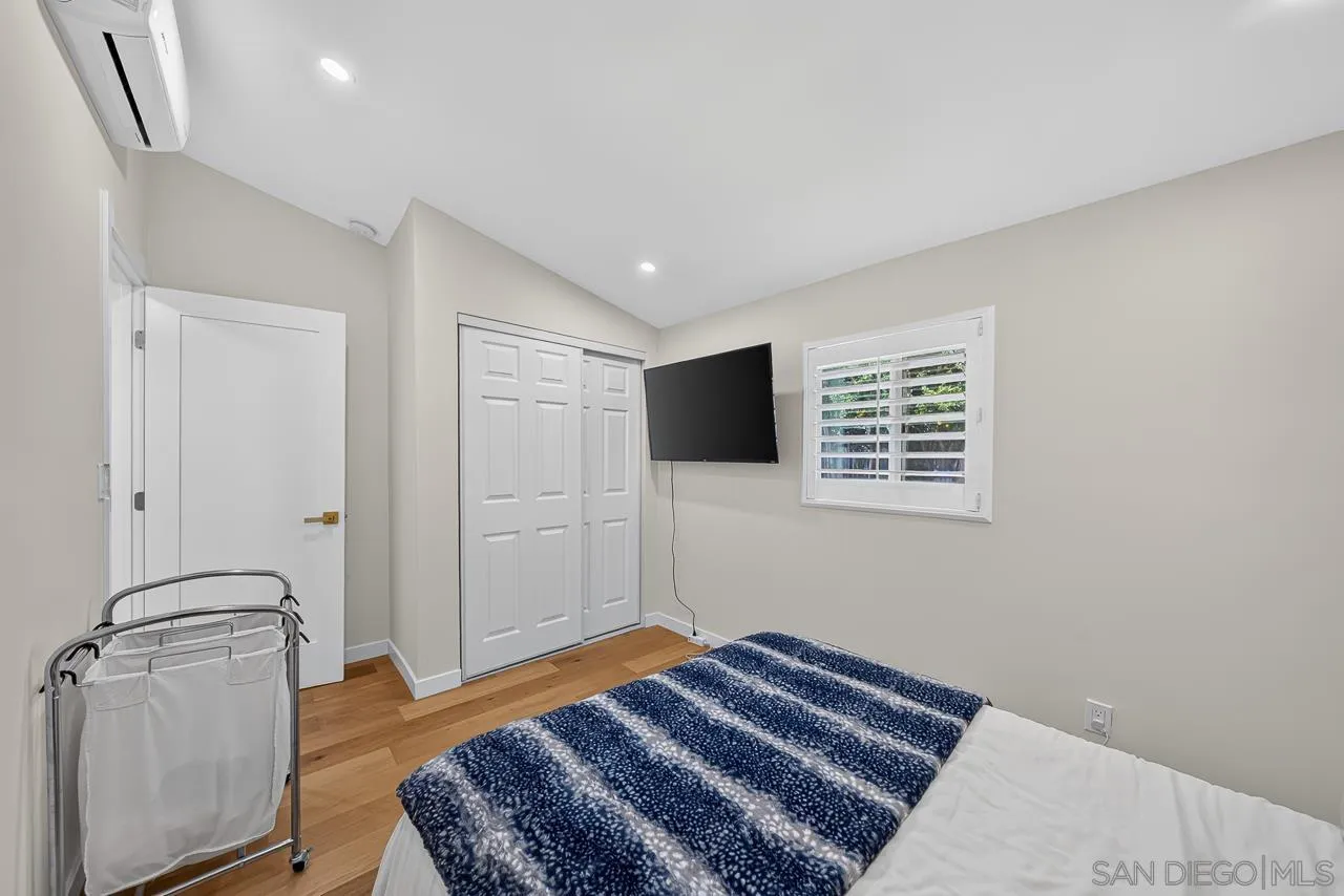https://cdn.realtyfeed.com/cdn/127/260016336/6fa81fb9ec69f38ba2b87c478f07c1b5.webp