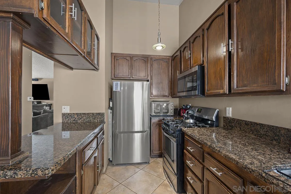 https://cdn.realtyfeed.com/cdn/127/260016337/057f6e15f270f43bc25019446361f5b1.webp