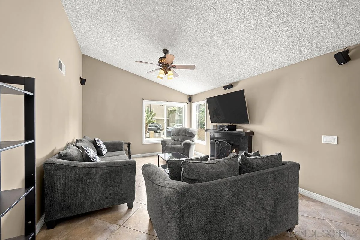 https://cdn.realtyfeed.com/cdn/127/260016337/5645d9a5838be47bf19b712078e359fd.webp