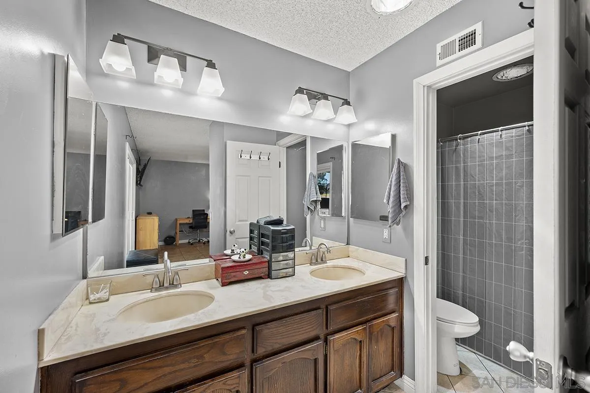 https://cdn.realtyfeed.com/cdn/127/260016337/6de95d81938299a36329f3bc5459586d.webp