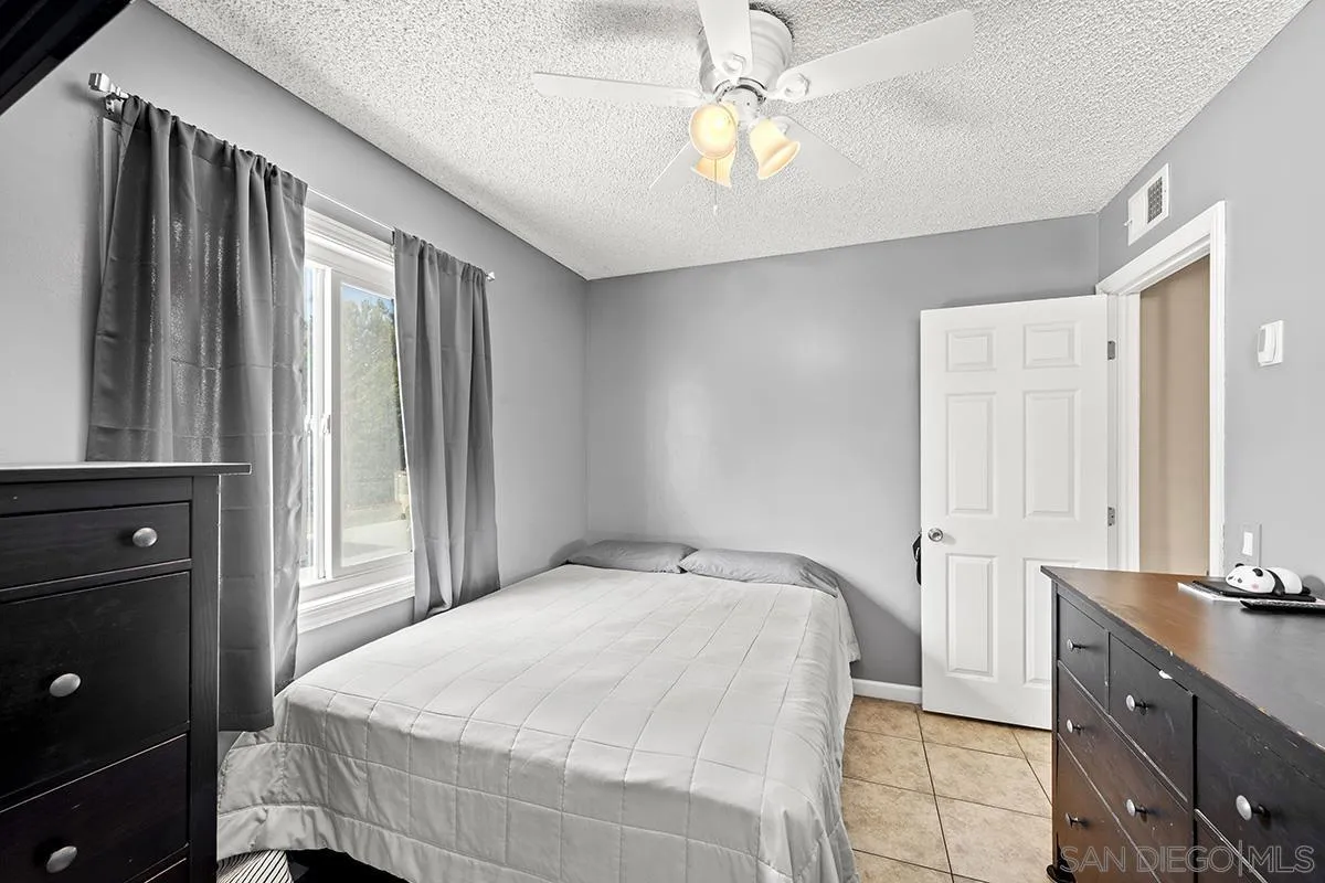 https://cdn.realtyfeed.com/cdn/127/260016337/8c6d6e0d6f3404bce93ae8dad6d9e373.webp
