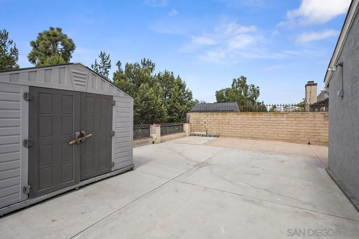 https://cdn.realtyfeed.com/cdn/127/260016337/8ccf8b8ecd9277f22e12ca65c90d1c47.webp