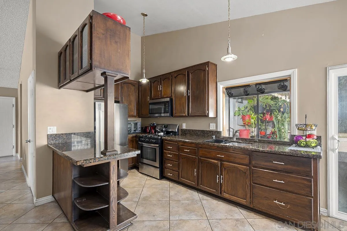 https://cdn.realtyfeed.com/cdn/127/260016337/dac24dd057f2cbcaaad36057983e7d5c.webp