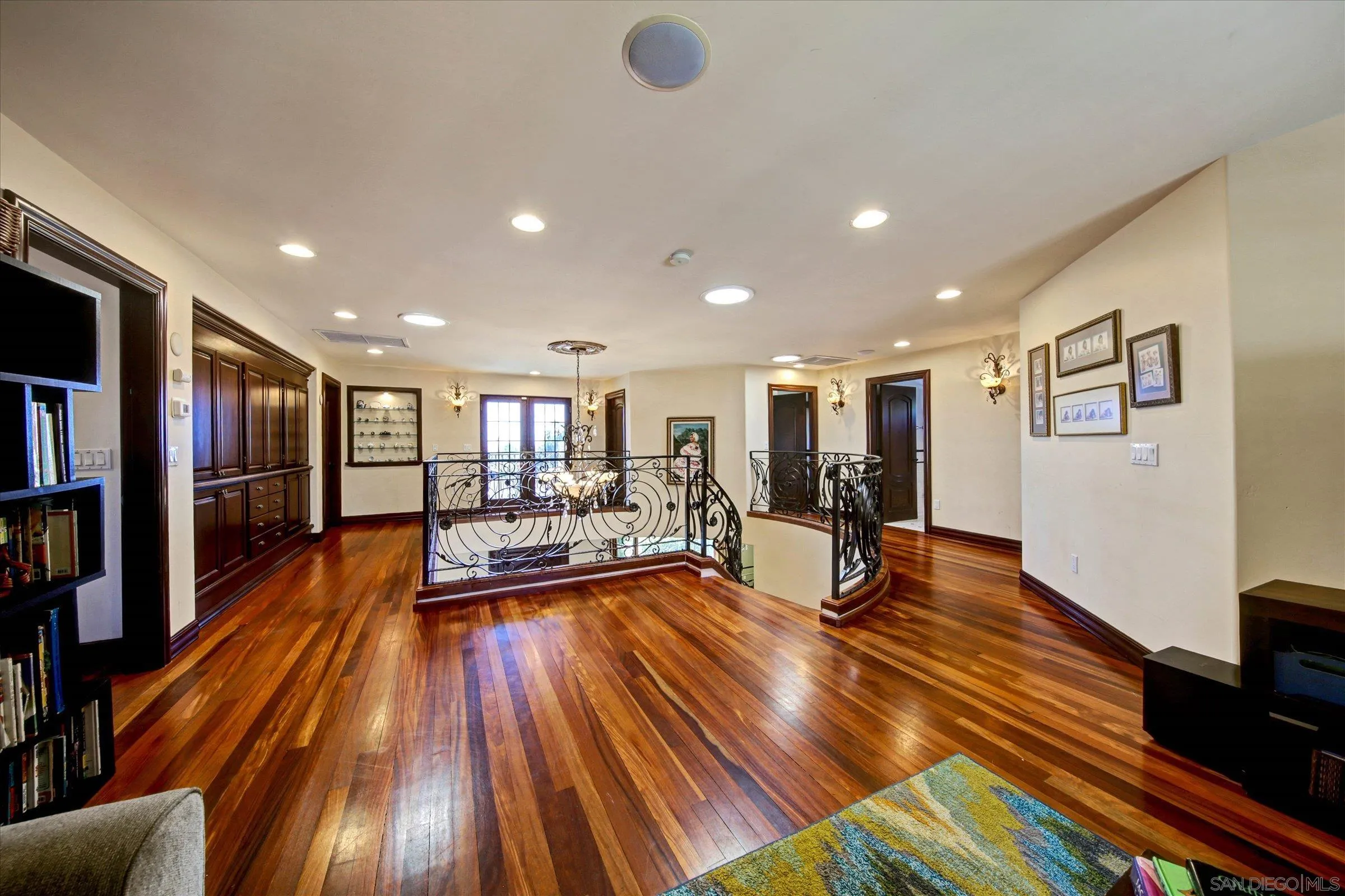 2540 Chatsworth, San Diego, CA 92106, photo 38