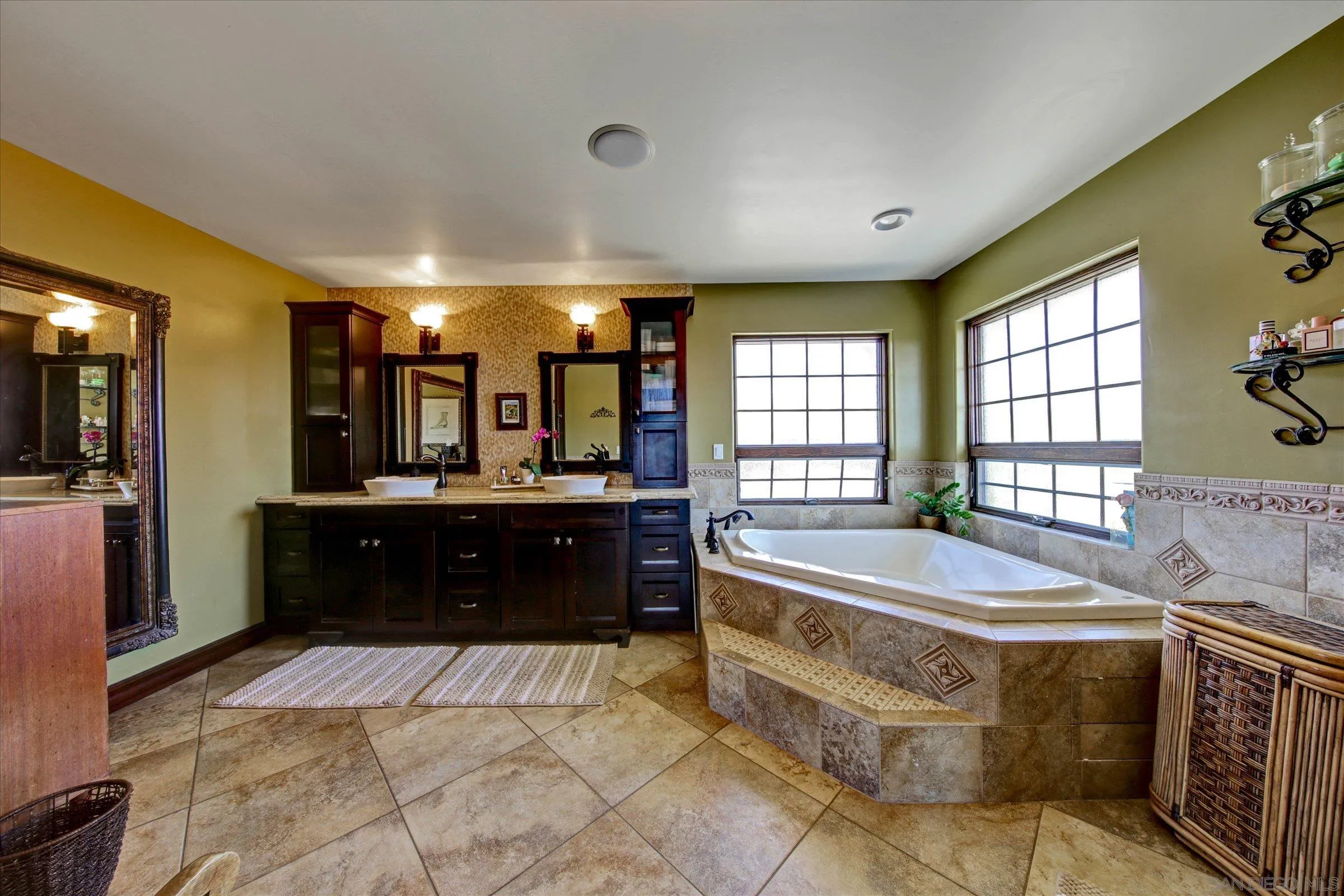 2540 Chatsworth, San Diego, CA 92106, photo 44